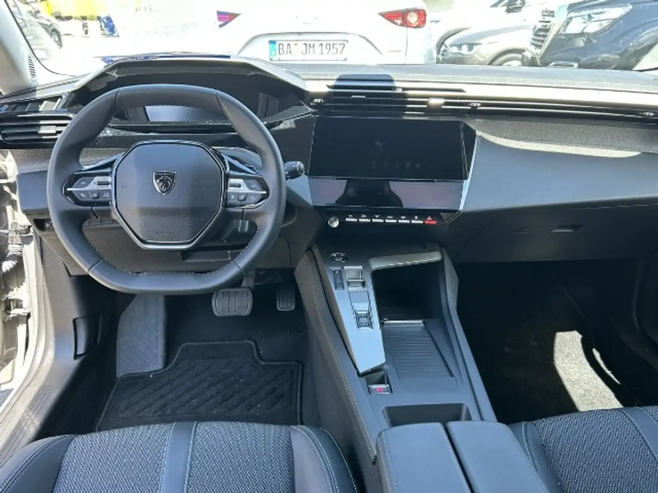 Peugeot 308 SW 1.5 BlueHDI 130 Allure — photo 4