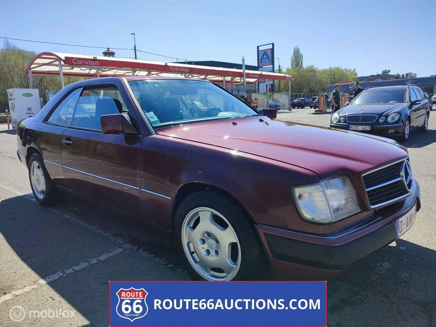 Mercedes-Benz CE 230 Coupe 1993 | Route 66 Auctions Rouge - 1