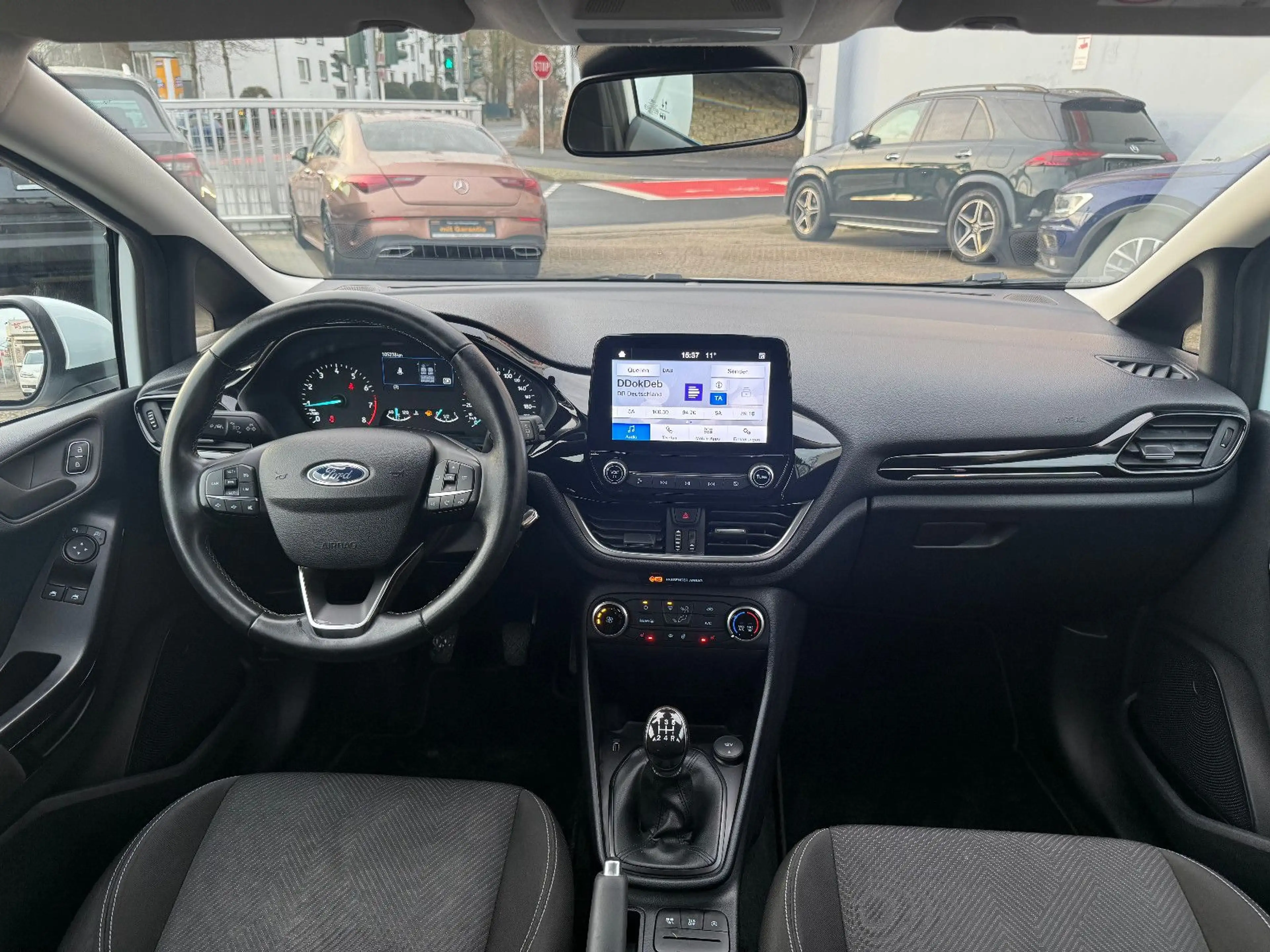 Ford Fiesta Cool & Connect — photo 15