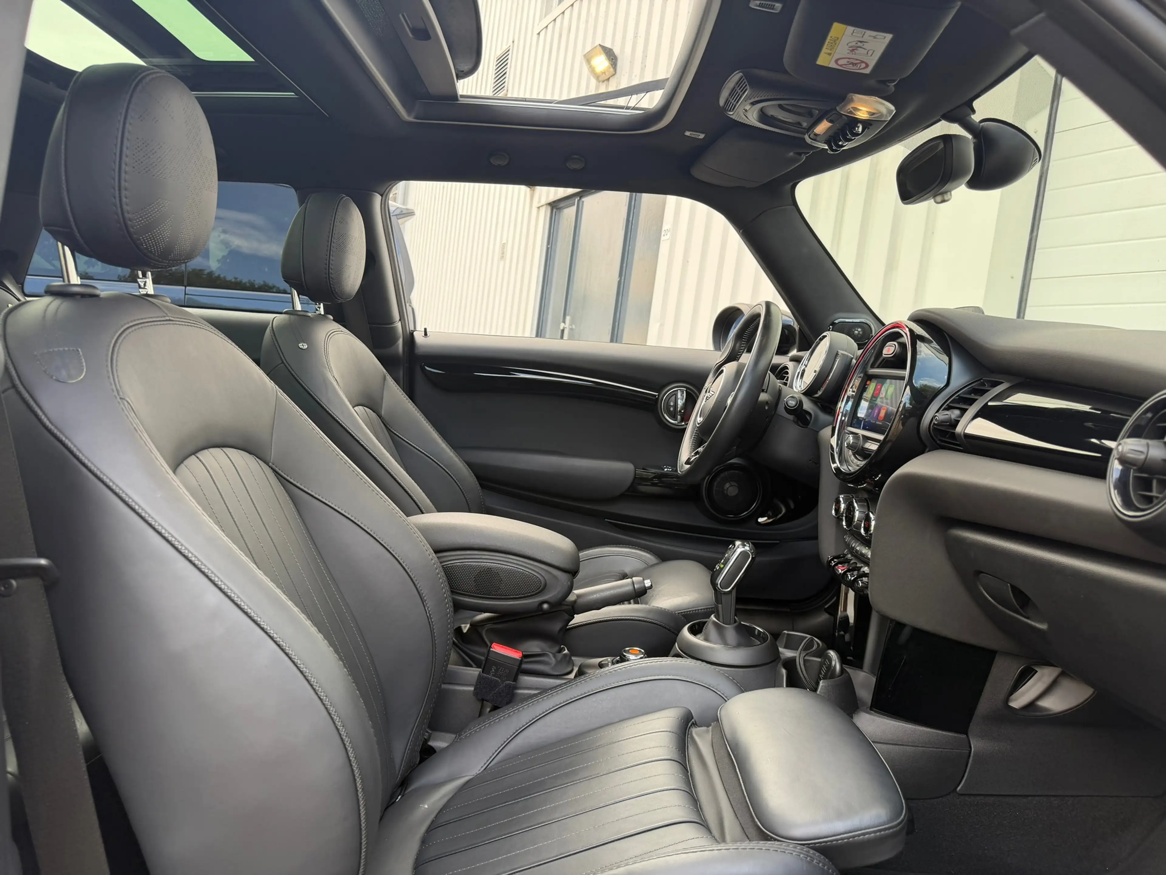 MINI Cooper 1.5 Cooper 60 Years Edition Pano|Harman&Kardon|Led — photo 8