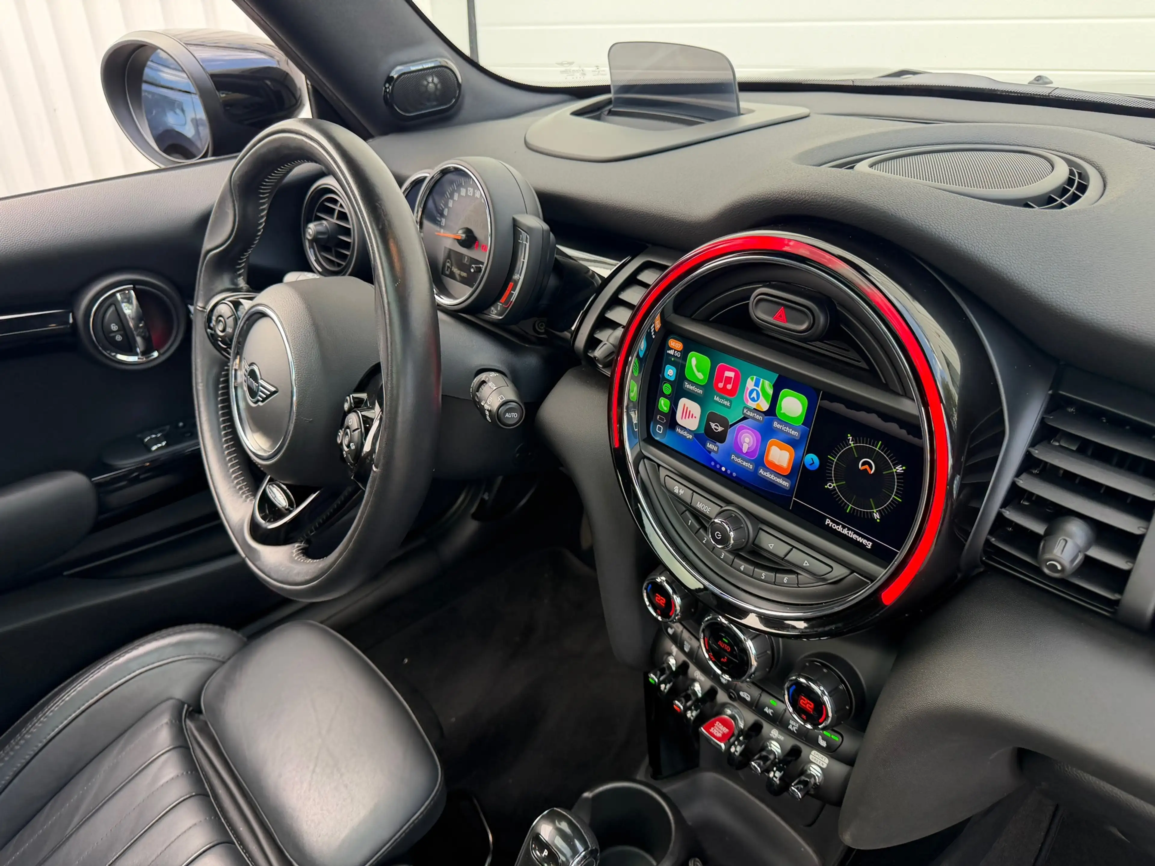 MINI Cooper 1.5 Cooper 60 Years Edition Pano|Harman&Kardon|Led — photo 17