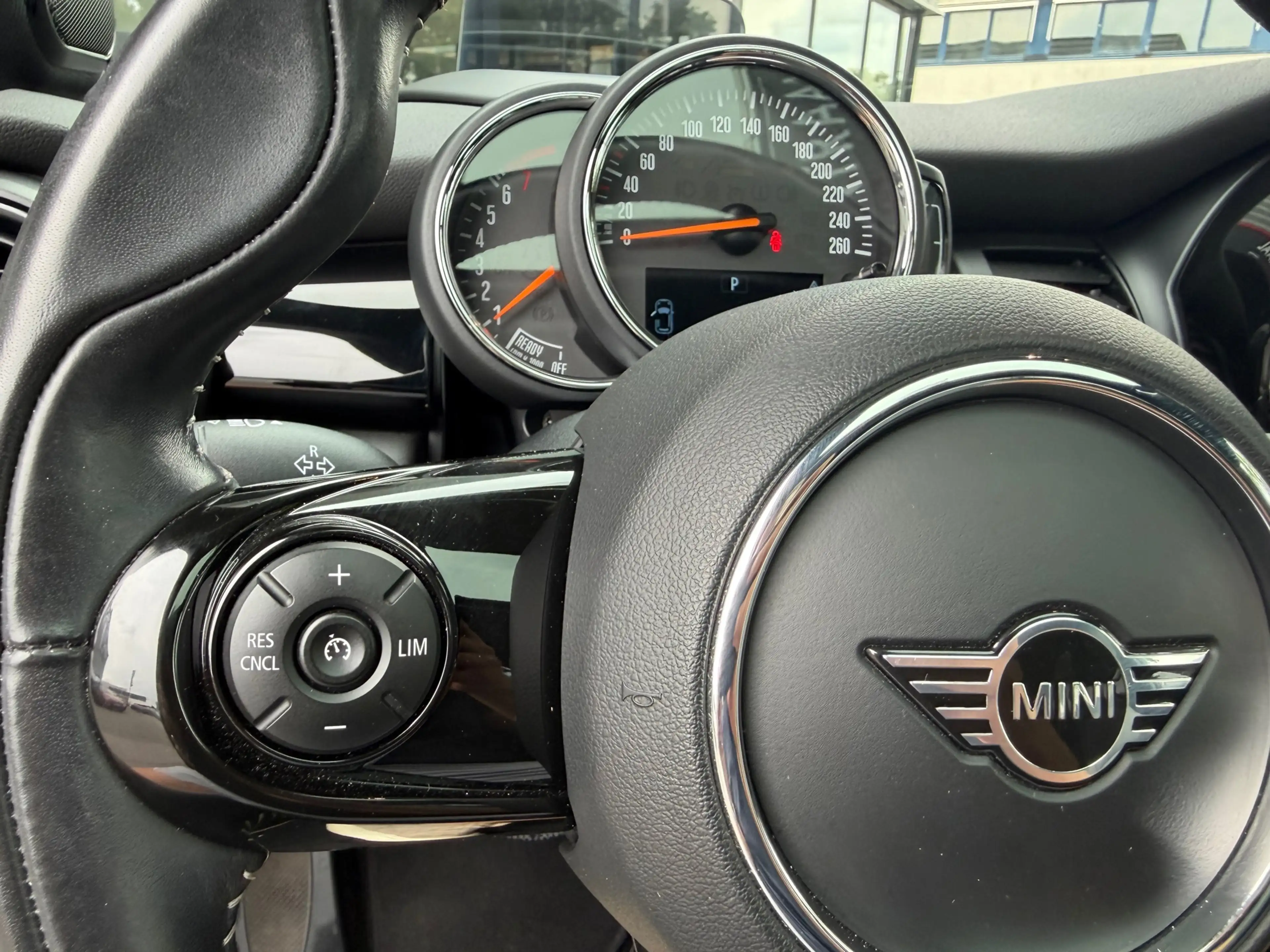 MINI Cooper 1.5 Cooper 60 Years Edition Pano|Harman&Kardon|Led — photo 32