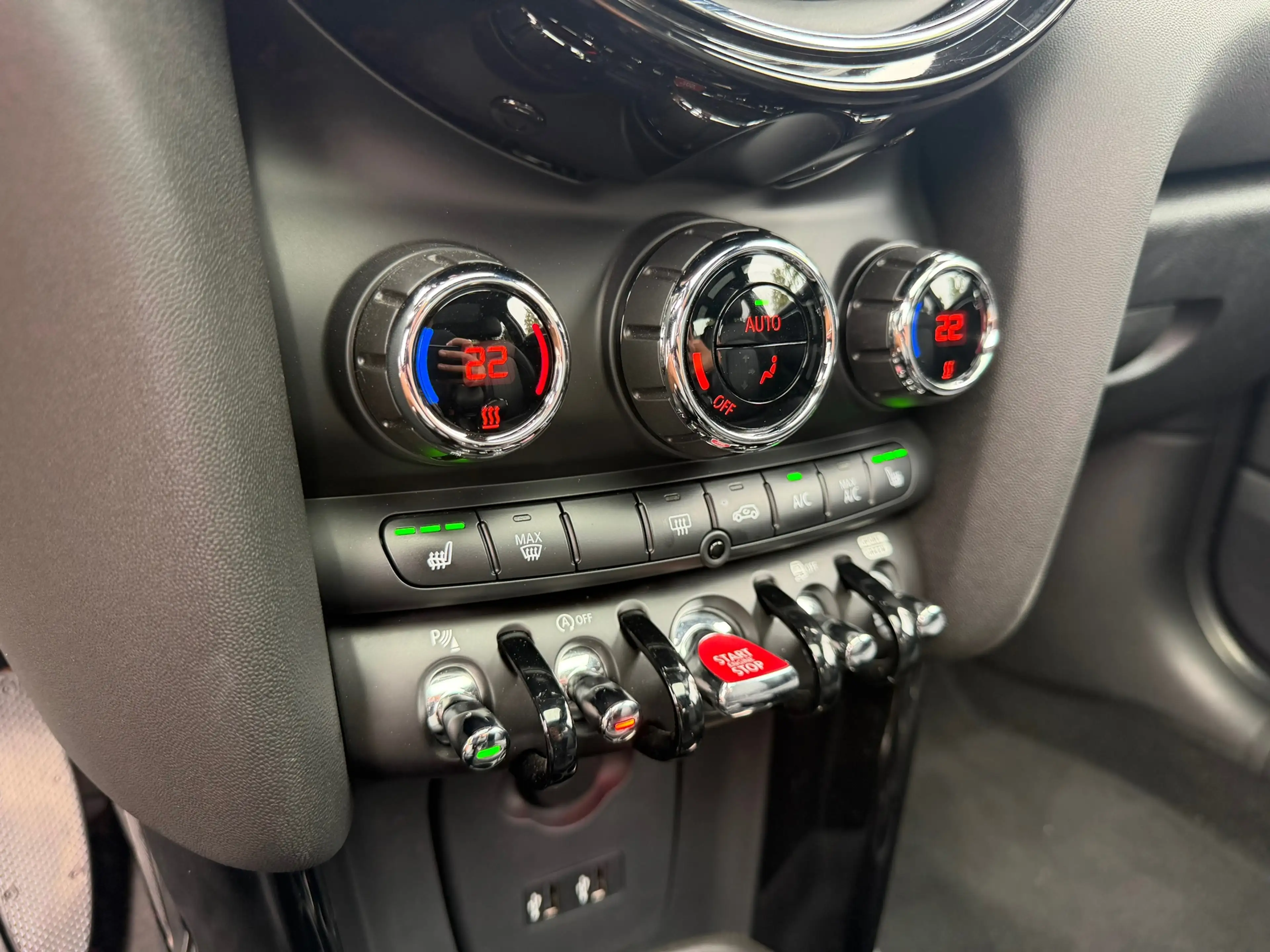 MINI Cooper 1.5 Cooper 60 Years Edition Pano|Harman&Kardon|Led — photo 24