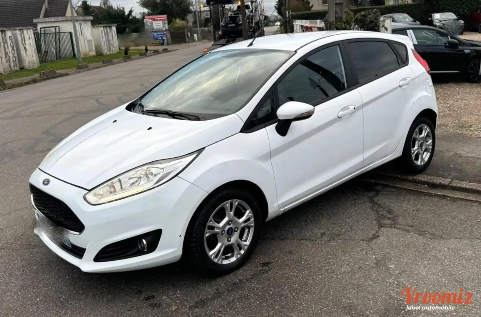 Ford Fiesta 1.5 TDCI 75 EDITION Noir - 1