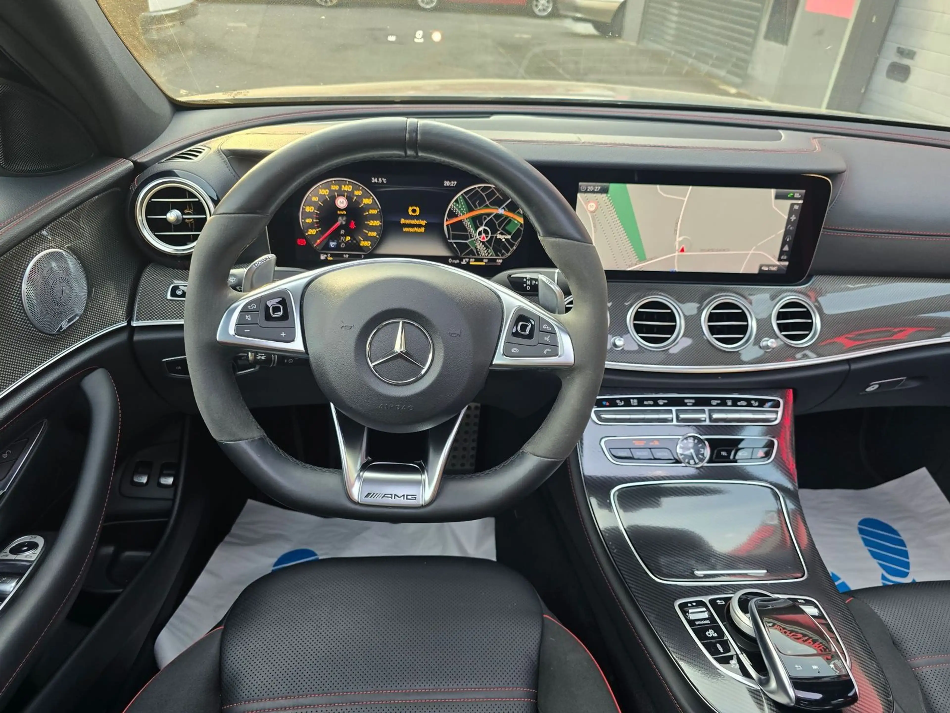 Mercedes-Benz E 43 AMG Pano|Burm|360°|AHK|Standh|Absolut VOLLL — photo 13