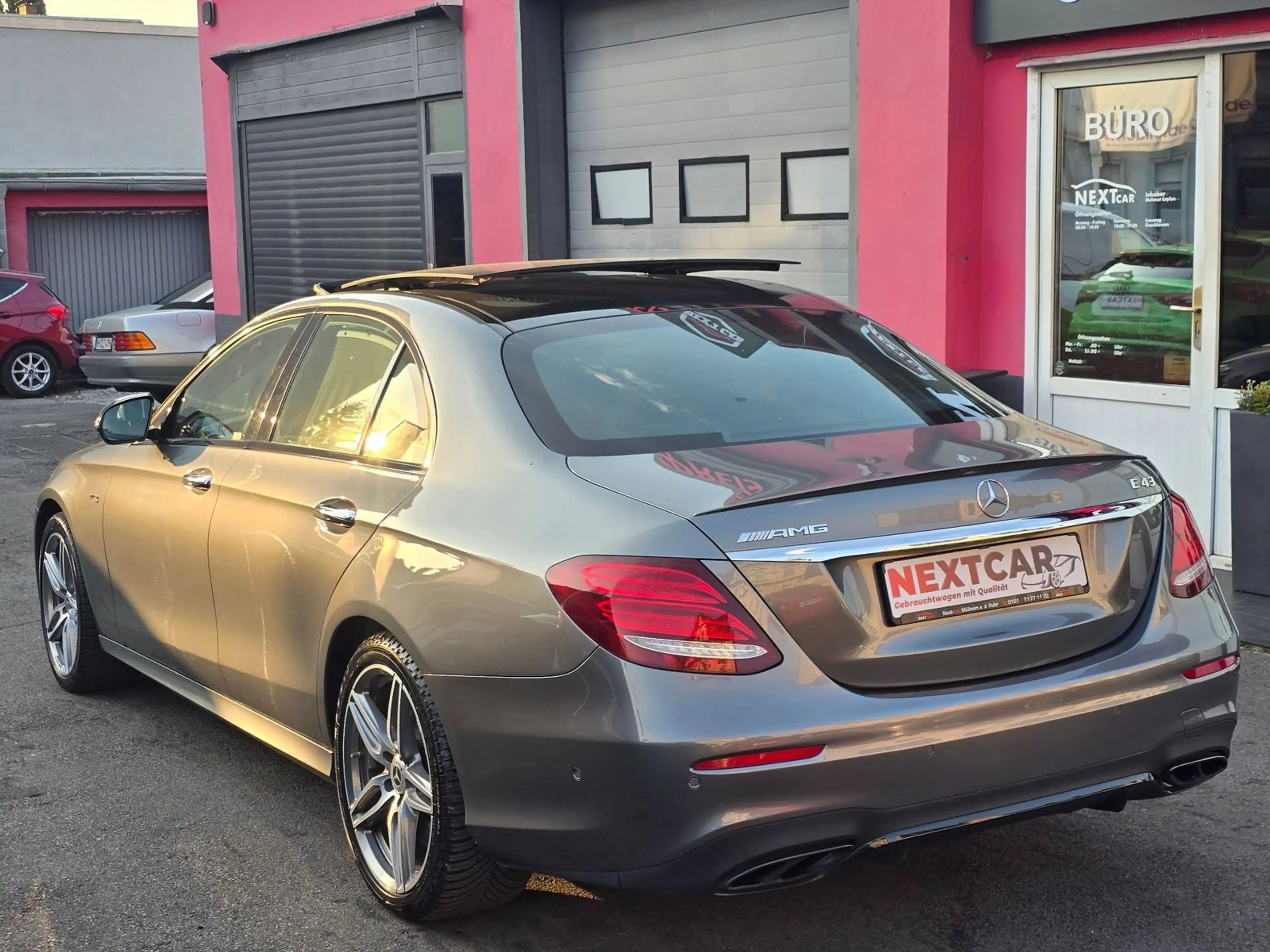 Mercedes-Benz E 43 AMG Pano|Burm|360°|AHK|Standh|Absolut VOLLL — photo 9