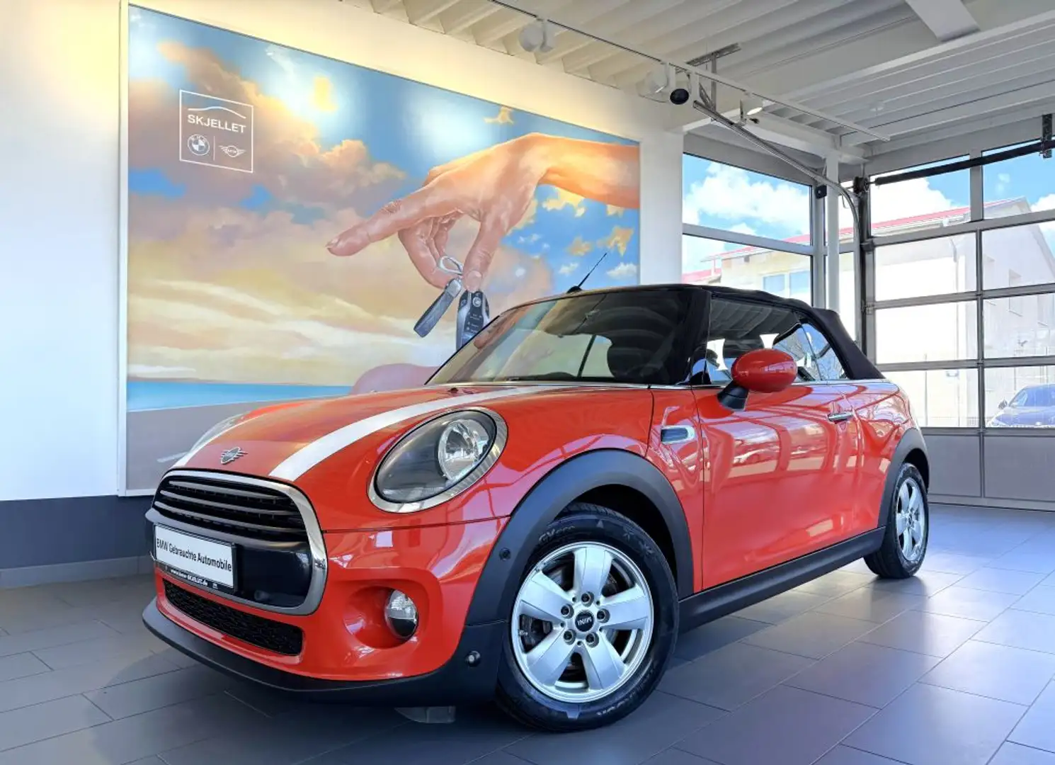 MINI Cooper Cabrio 7G-Aut. KOMF+NAVI+SITZH+PDC+1.HAND Naranja - 2