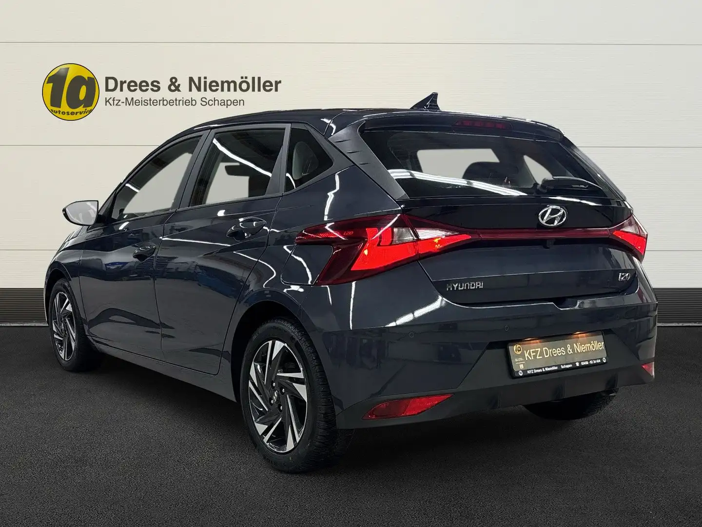 Hyundai i20 Trend+Kamera+SHZ+LHZ+Klima+GJR+Klima Grau - 2