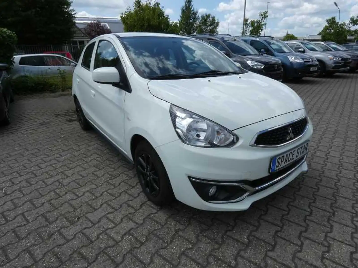 Mitsubishi Space Star Active 1.0 MIVEC 5-Gang ,,Klima´´ Weiß - 1