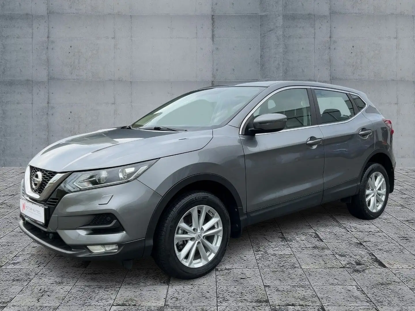 Nissan Qashqai 1.2 DIG-T VISIA SHZ+GRA+DAB+NSW+BT+17" Grau - 2
