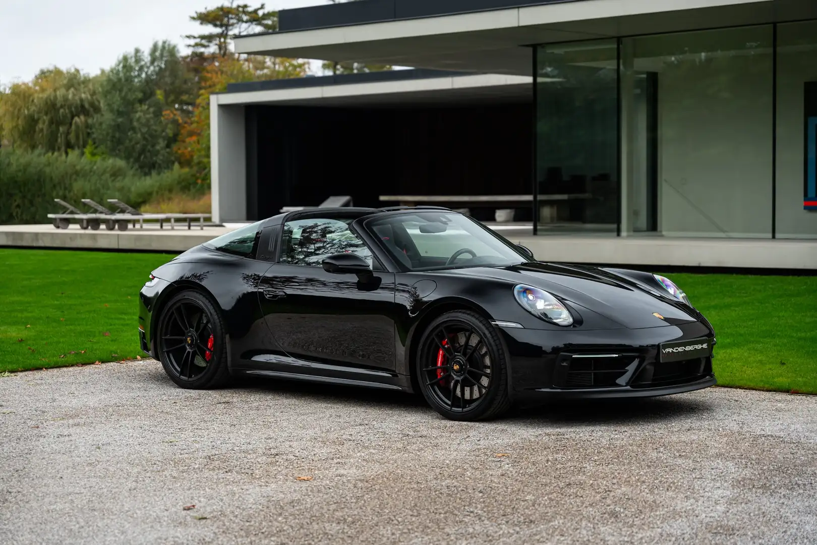 Porsche 992 .1 TARGA 4 GTS/GTS-INTERIOR/CARBON/REAR AXLE/BOSE Noir - 1