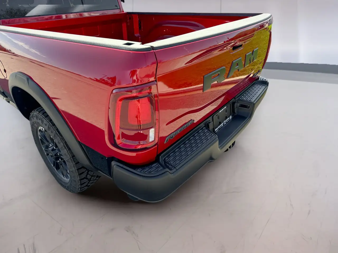 RAM 2500 снимка RAM 2500