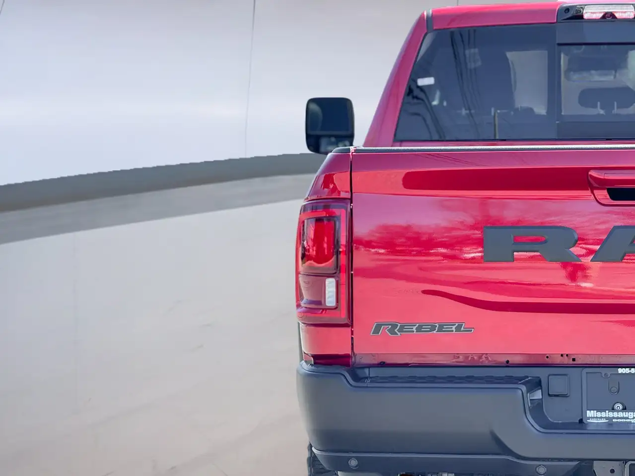 RAM 2500 снимка RAM 2500