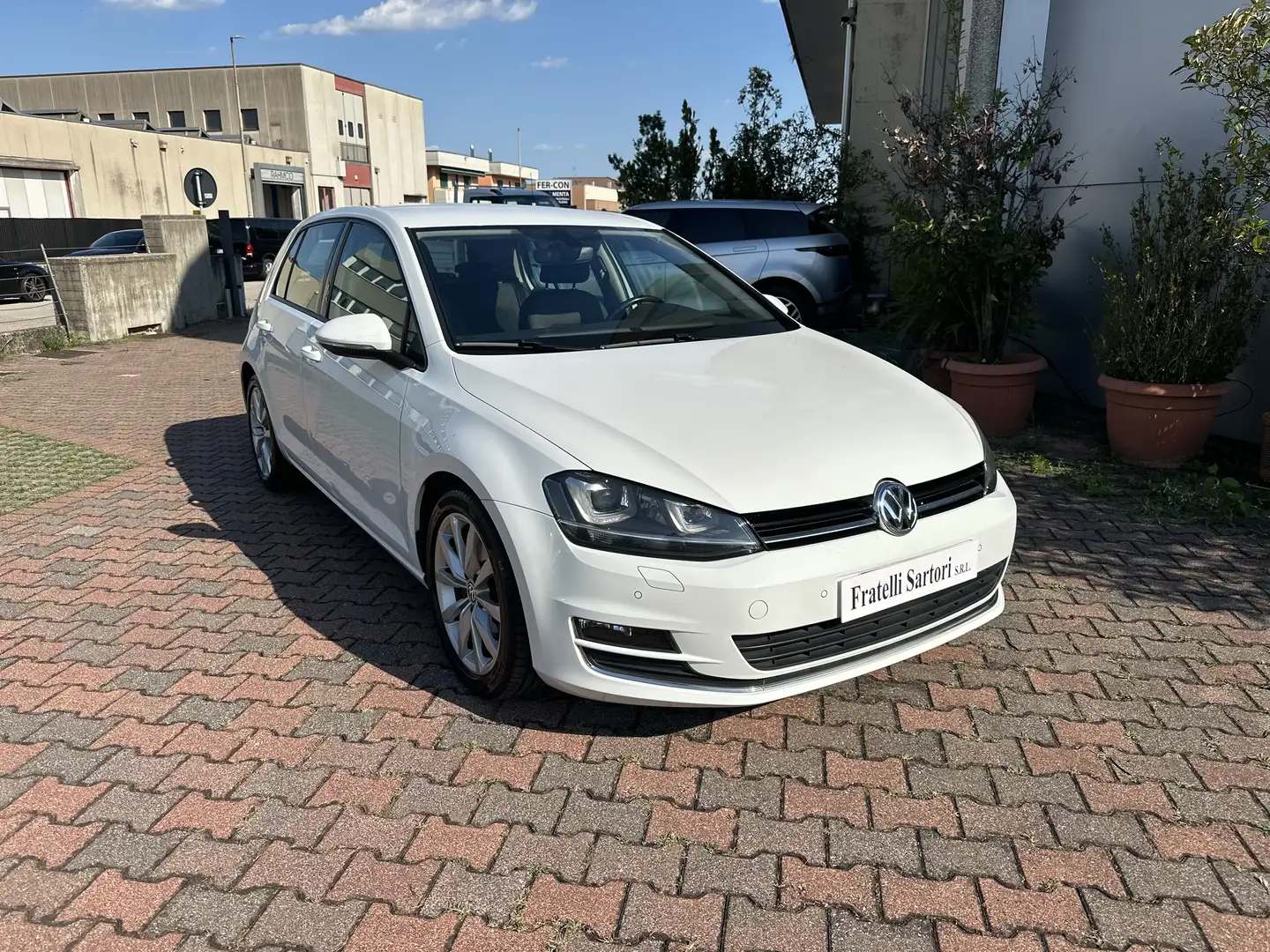 Volkswagen Golf Golf VII 2013 5p 1.4 tsi Highline 125cv dsg E6 Bianco - 1