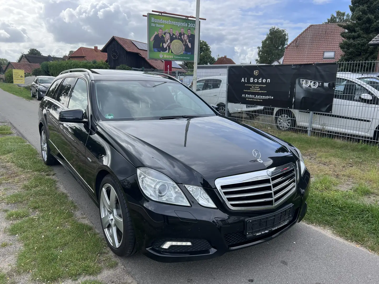 Mercedes-Benz E 350 E 350 CGI BlueEfficiency Avantgarde  Voll Schwarz - 1