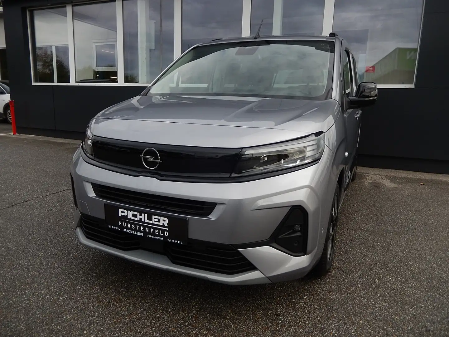 Opel Combo Elektro L 50 kWh GS-Line Silber - 1