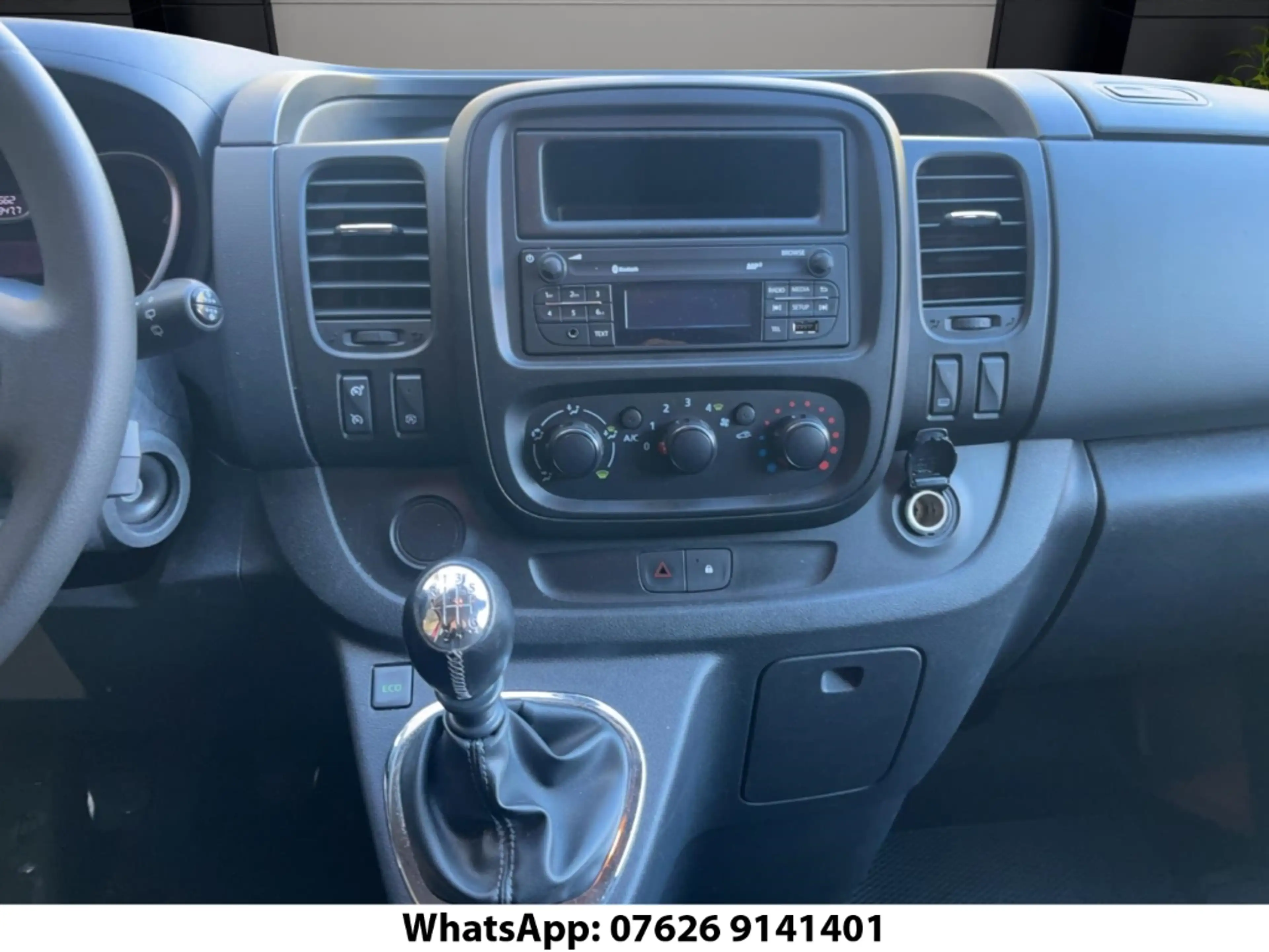 Opel Vivaro Behinderten-Ausbau Rollstuhlrampe L1H1 2,7t Sperrd — photo 14