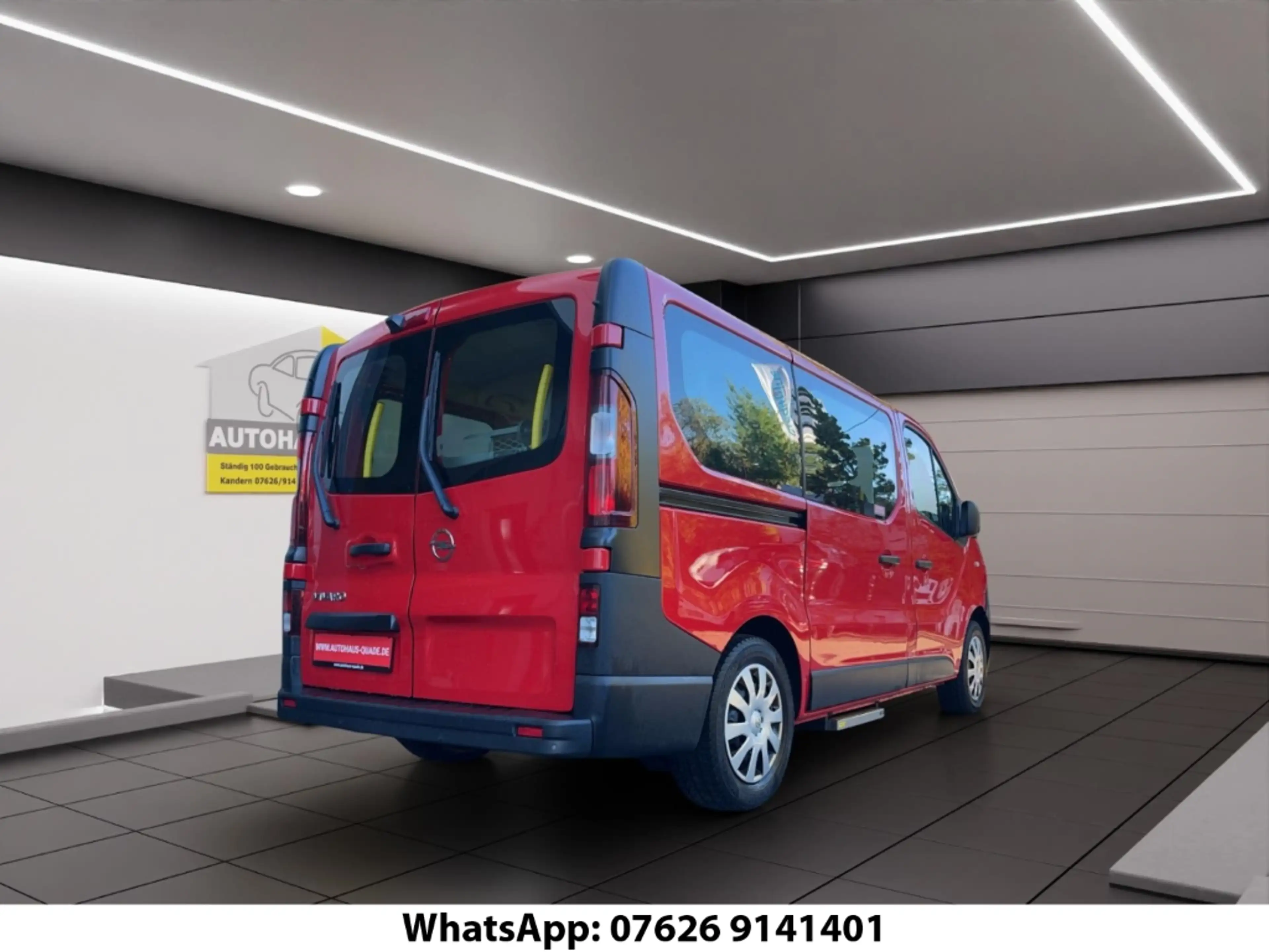 Opel Vivaro Behinderten-Ausbau Rollstuhlrampe L1H1 2,7t Sperrd — photo 5