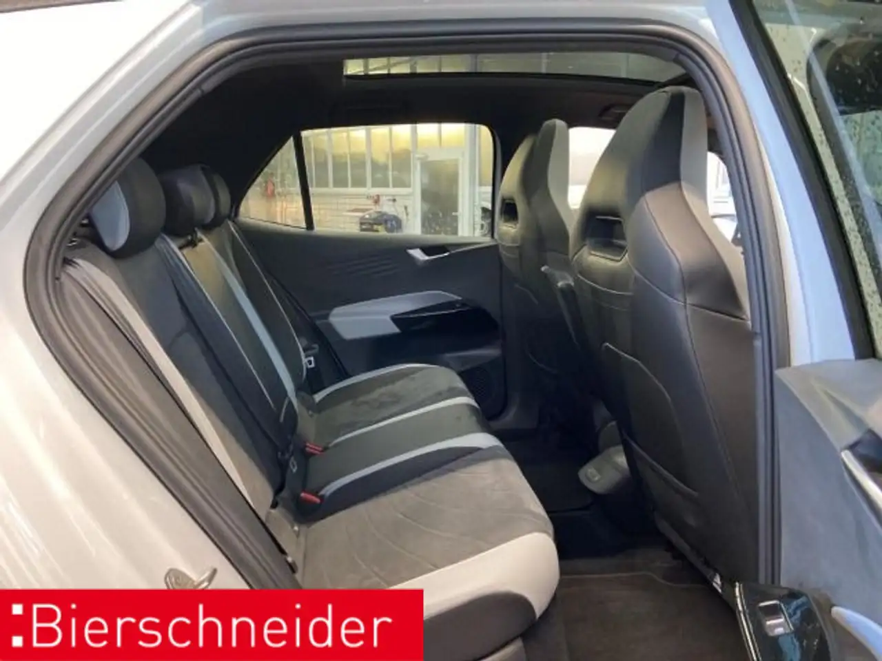 Volkswagen ID.3 Pro Perf AHK PANO MATRIX 20 6