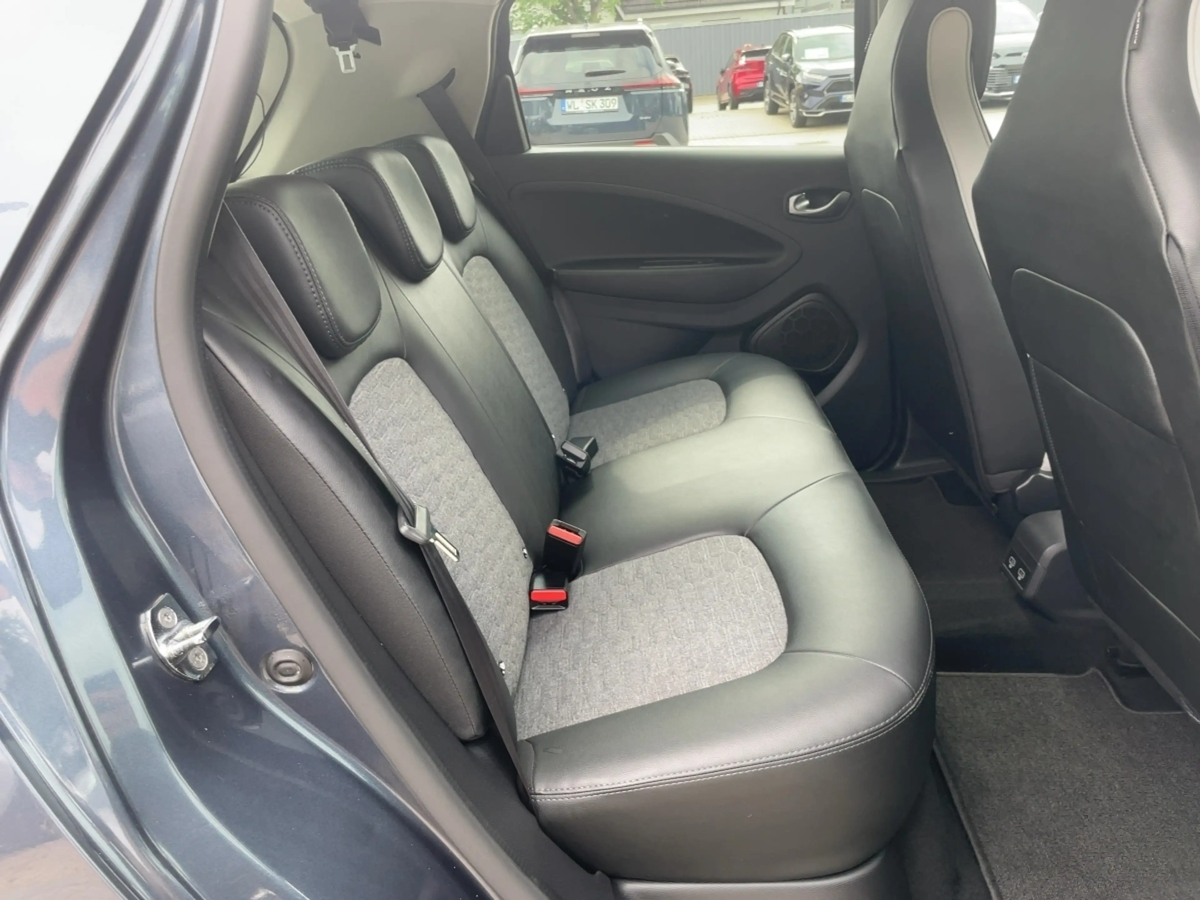 Renault ZOE E-Tech INTENS Batteriek. R135 Z.E.50 +WINTER-P.+ — photo 11