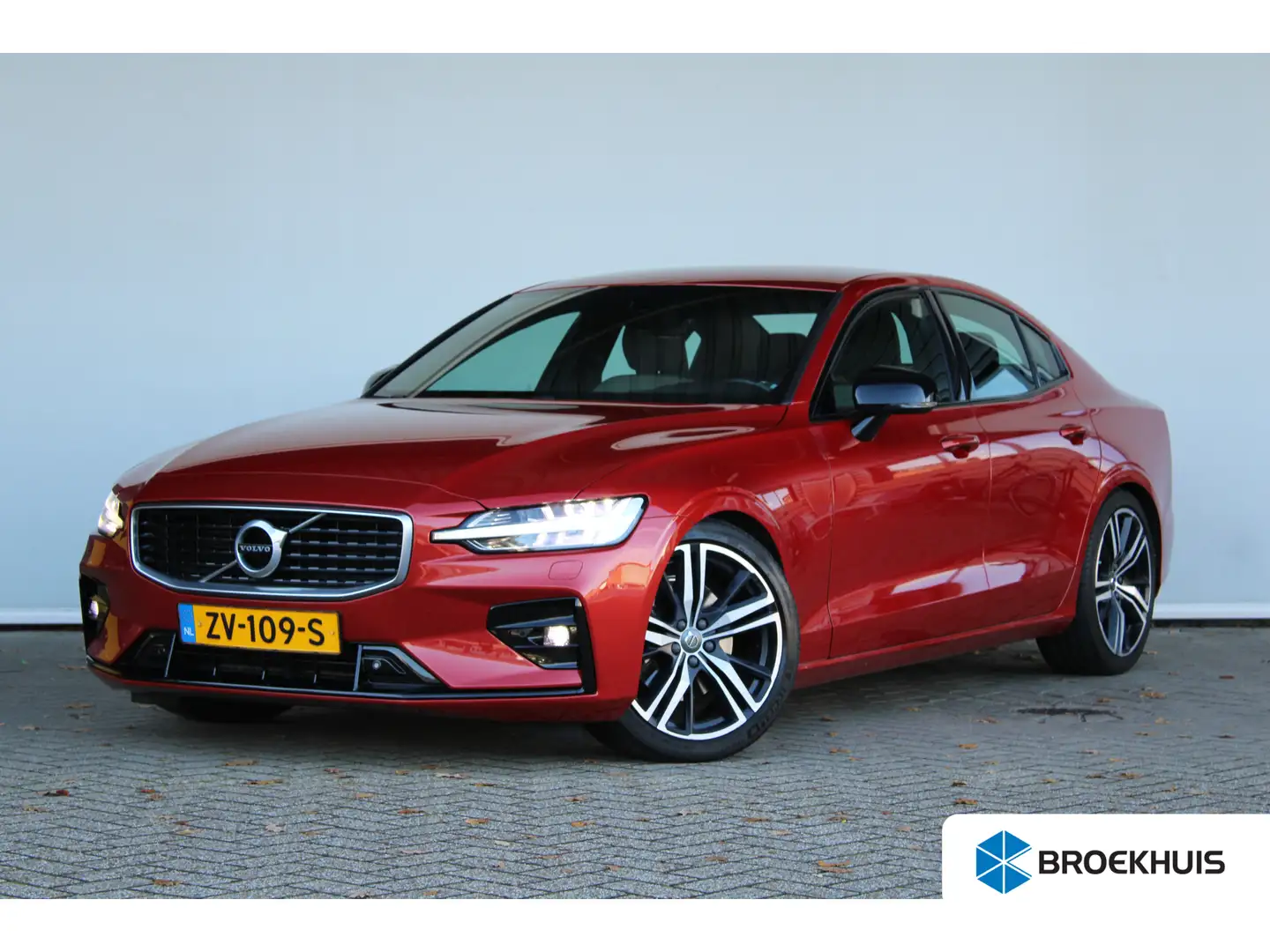 Volvo S60 2.0 T4 R-Design | Harman Kardon | Stoel(en) elektr Orange - 1