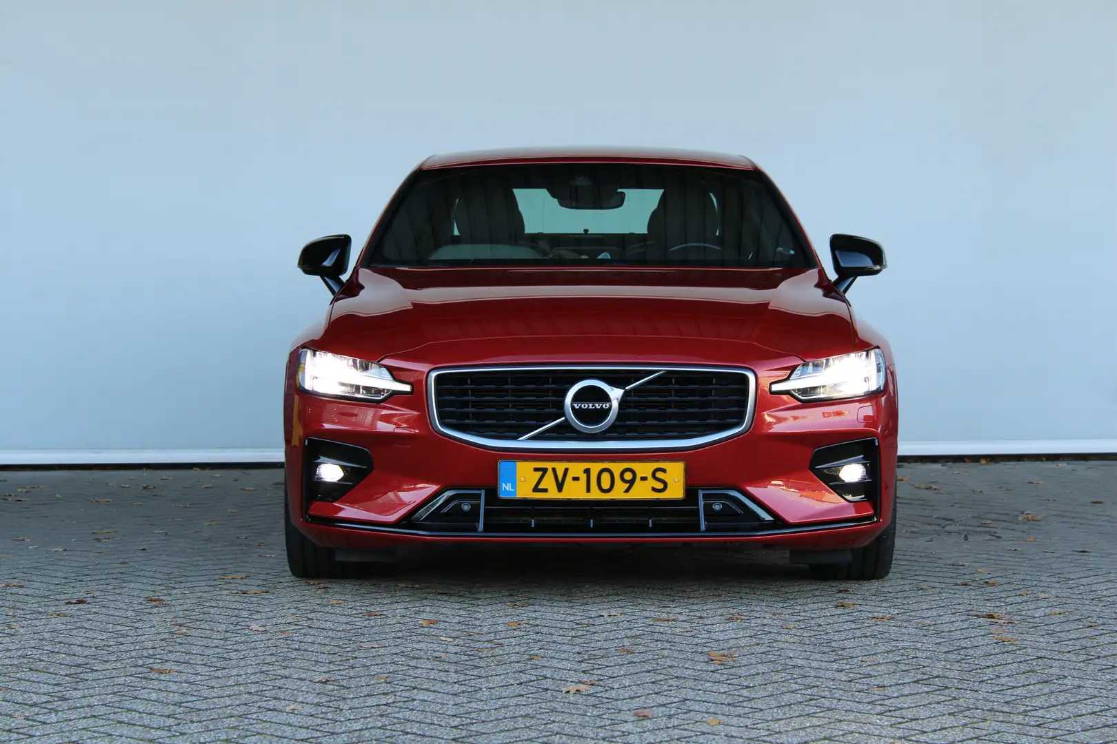 Volvo S60 2.0 T4 R-Design | Harman Kardon | Stoel(en) elektr Orange - 2