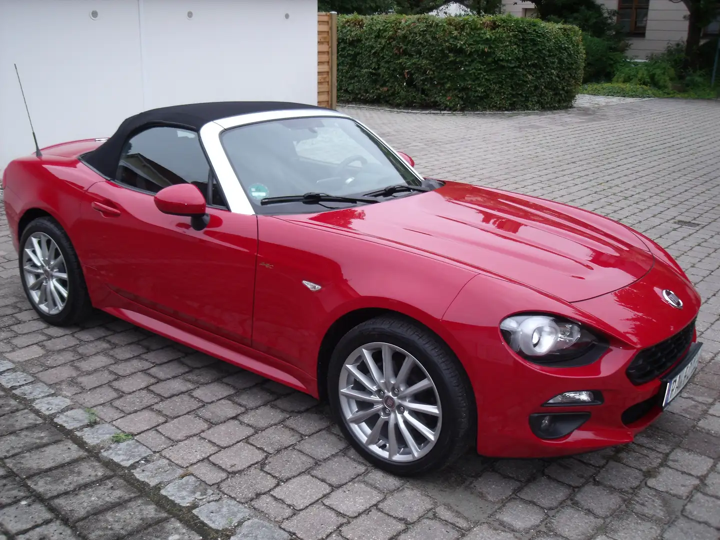 Fiat 124 Spider 124 Spider 1.4 MultiAir Turbo Lusso Roşu - 1