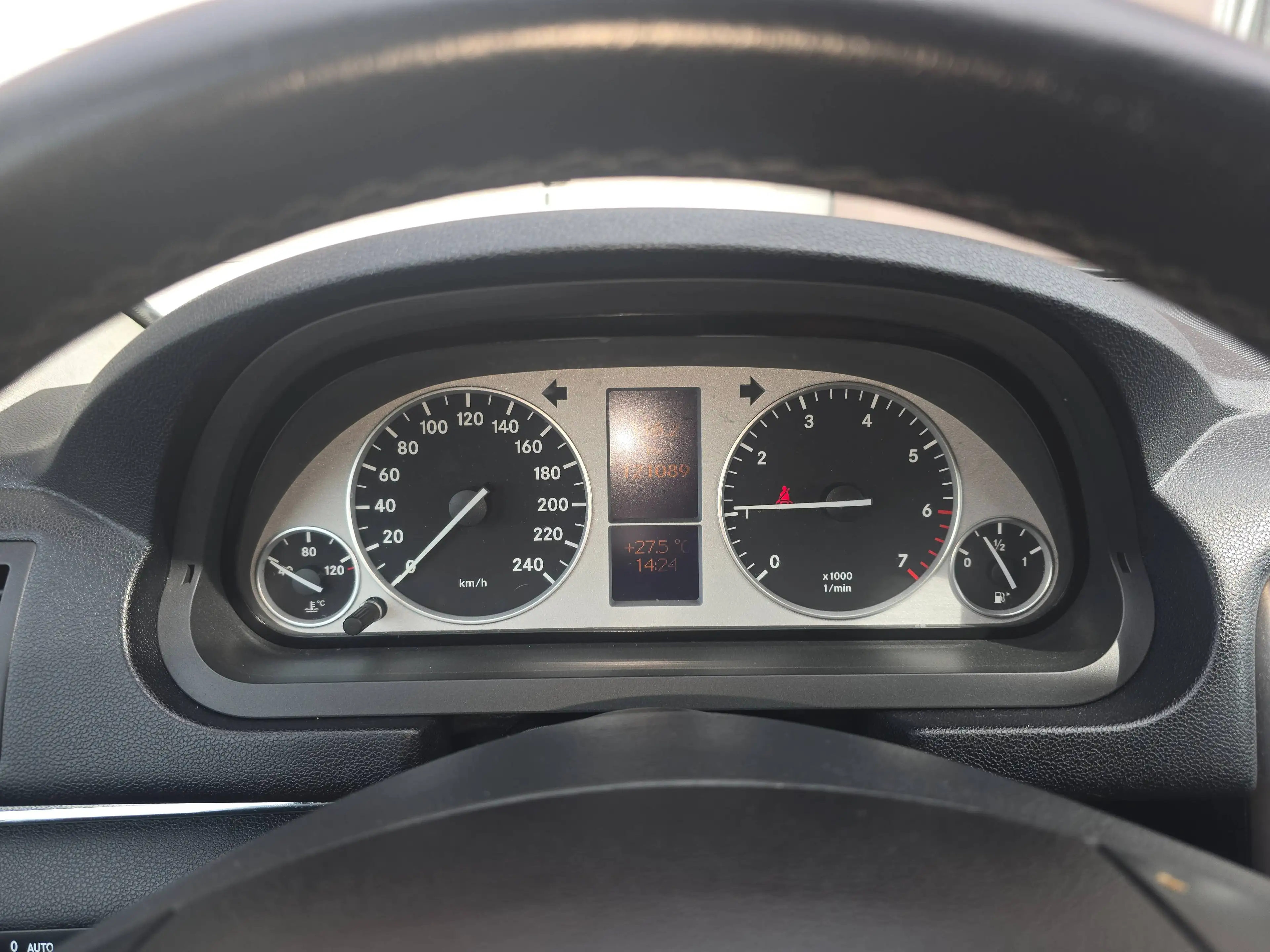 Mercedes-Benz B 180 B 180 (245.232) — photo 10