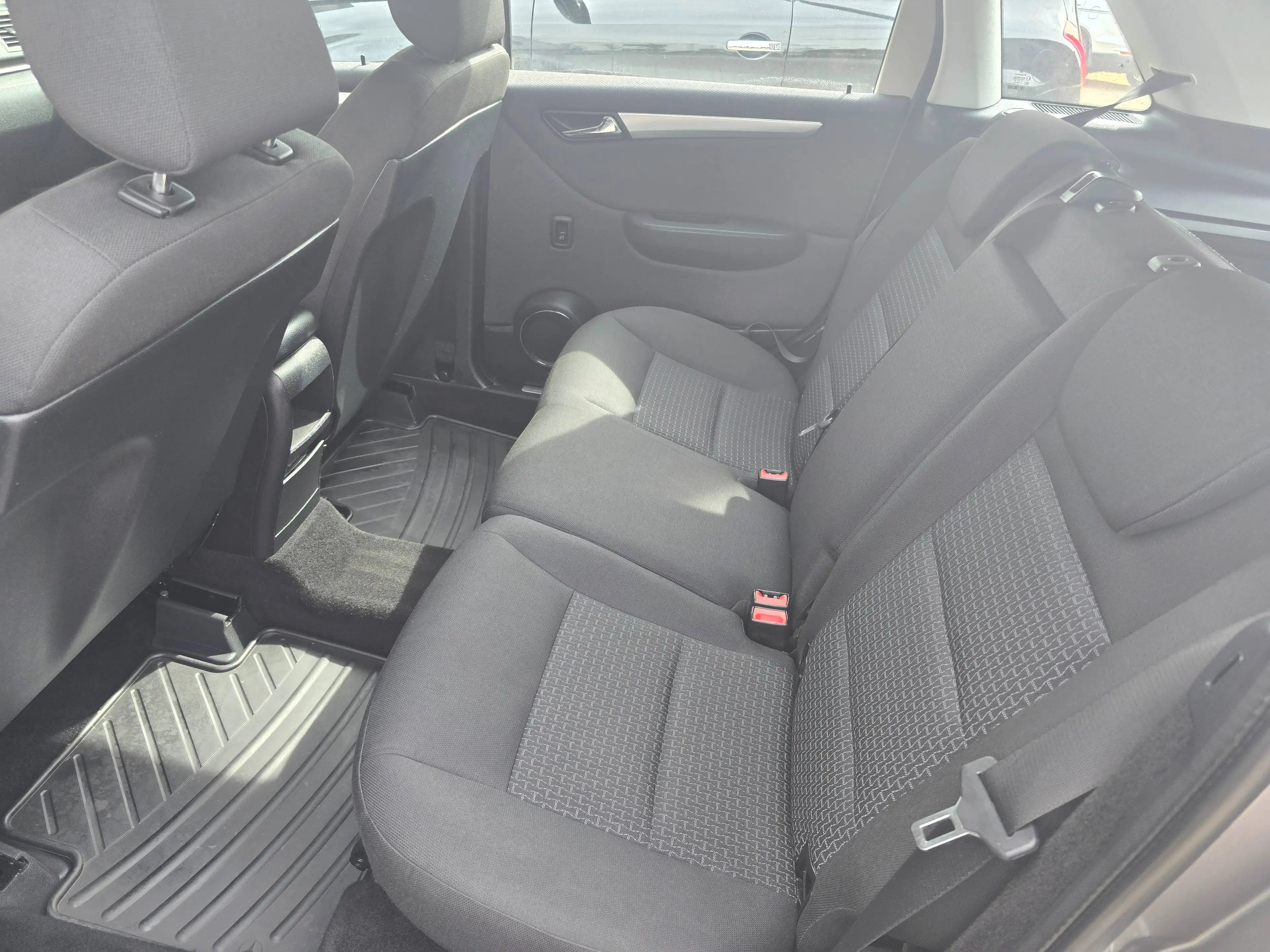 Mercedes-Benz B 180 B 180 (245.232) — photo 9