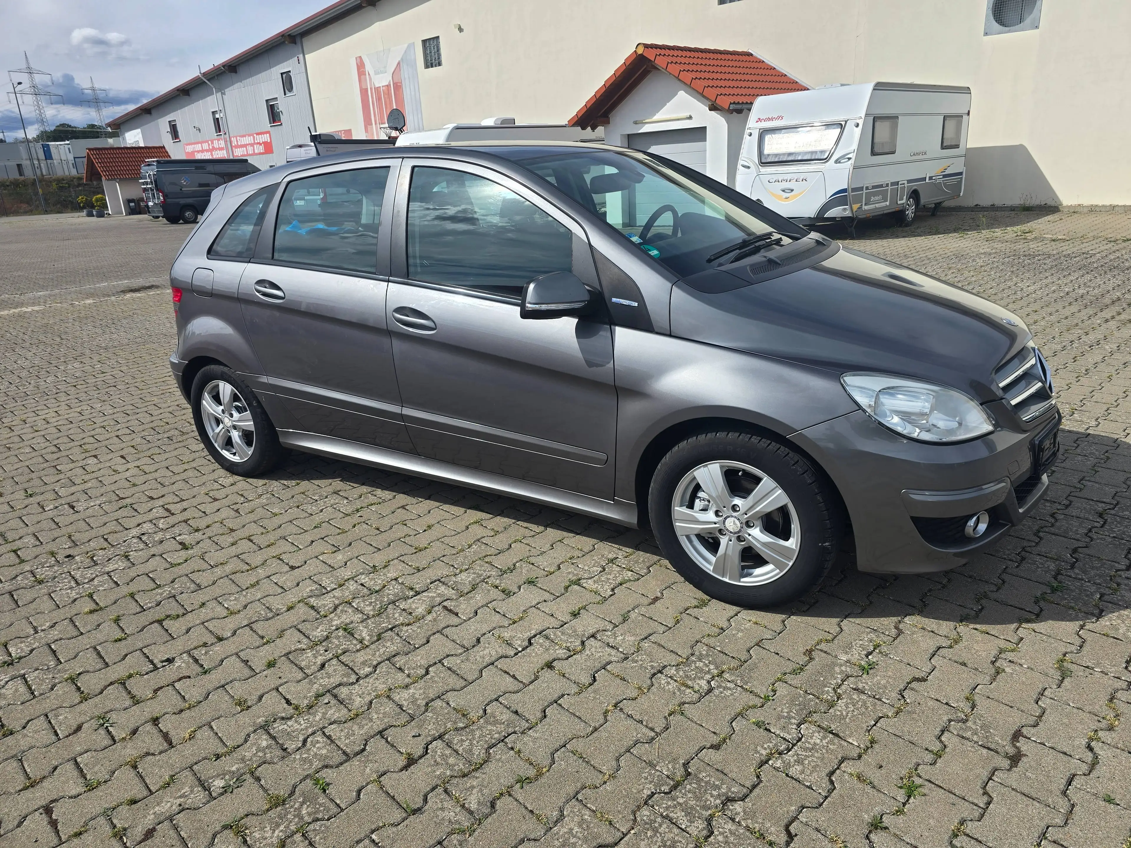 Mercedes-Benz B 180 B 180 (245.232) — photo 12