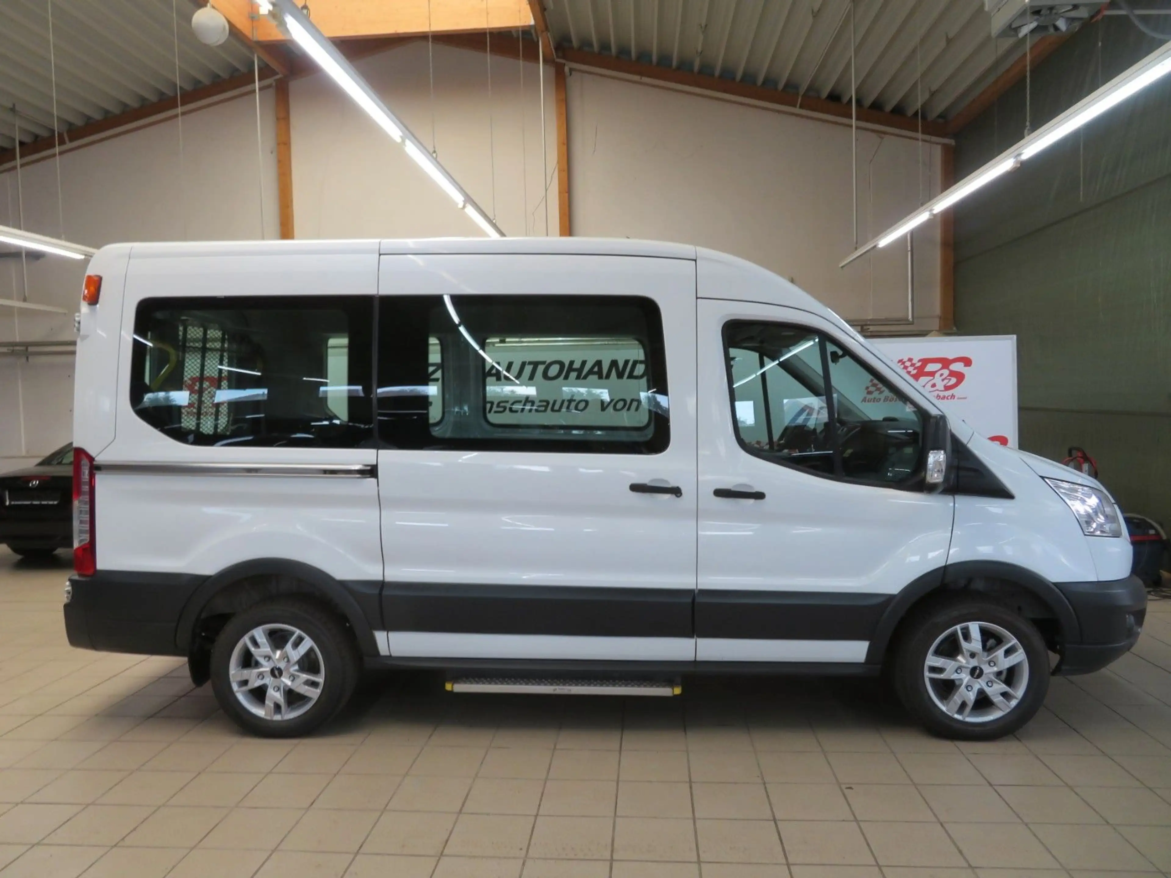 Ford Transit Kombi 330 L2*Rollstuhl*Lift*Stufe*STHZ* — photo 5