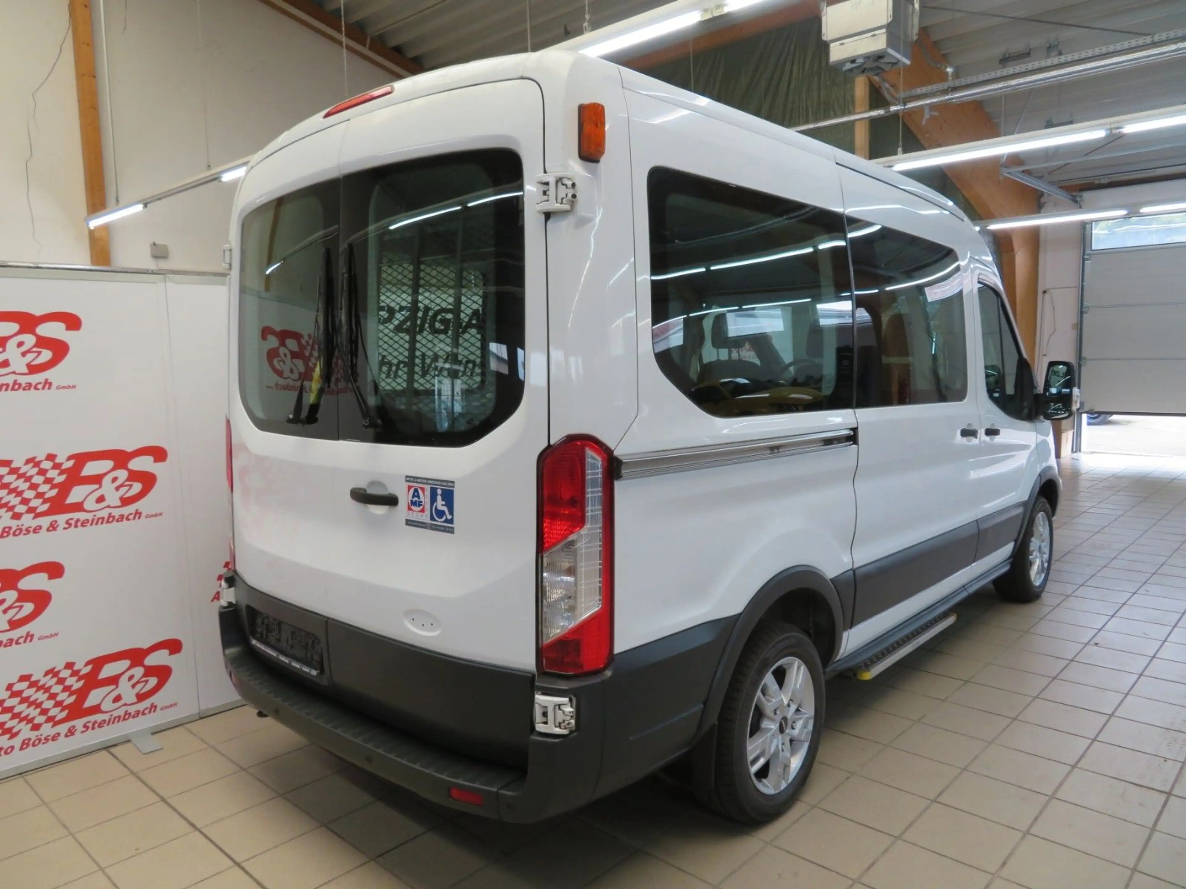Ford Transit Kombi 330 L2*Rollstuhl*Lift*Stufe*STHZ* — photo 4