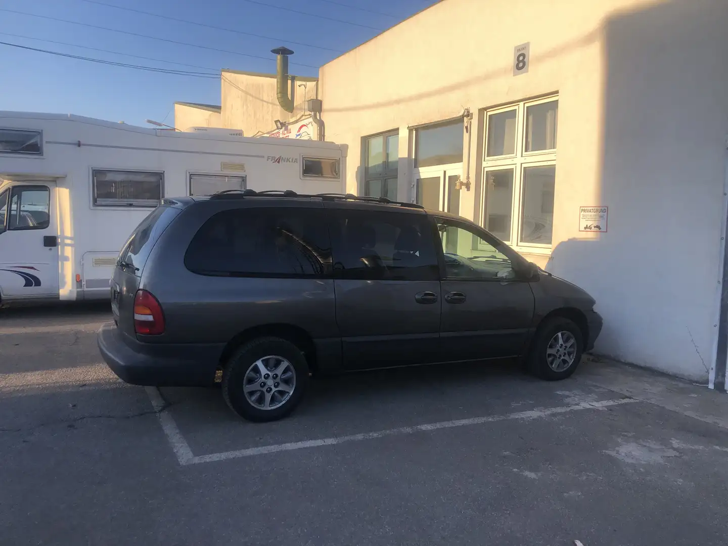 Chrysler Grand Voyager 3,8 LE V6 4WD Aut. - 1