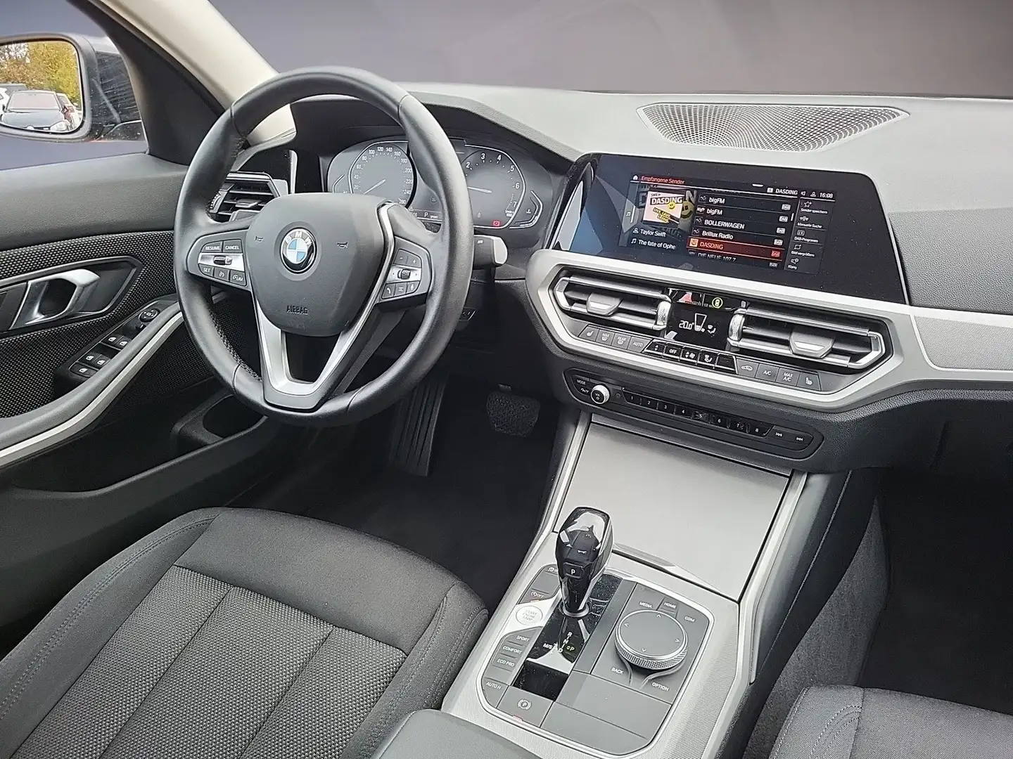 BMW 318 i*1 Hand*8xBereift*Garantie*LED Noir - 2