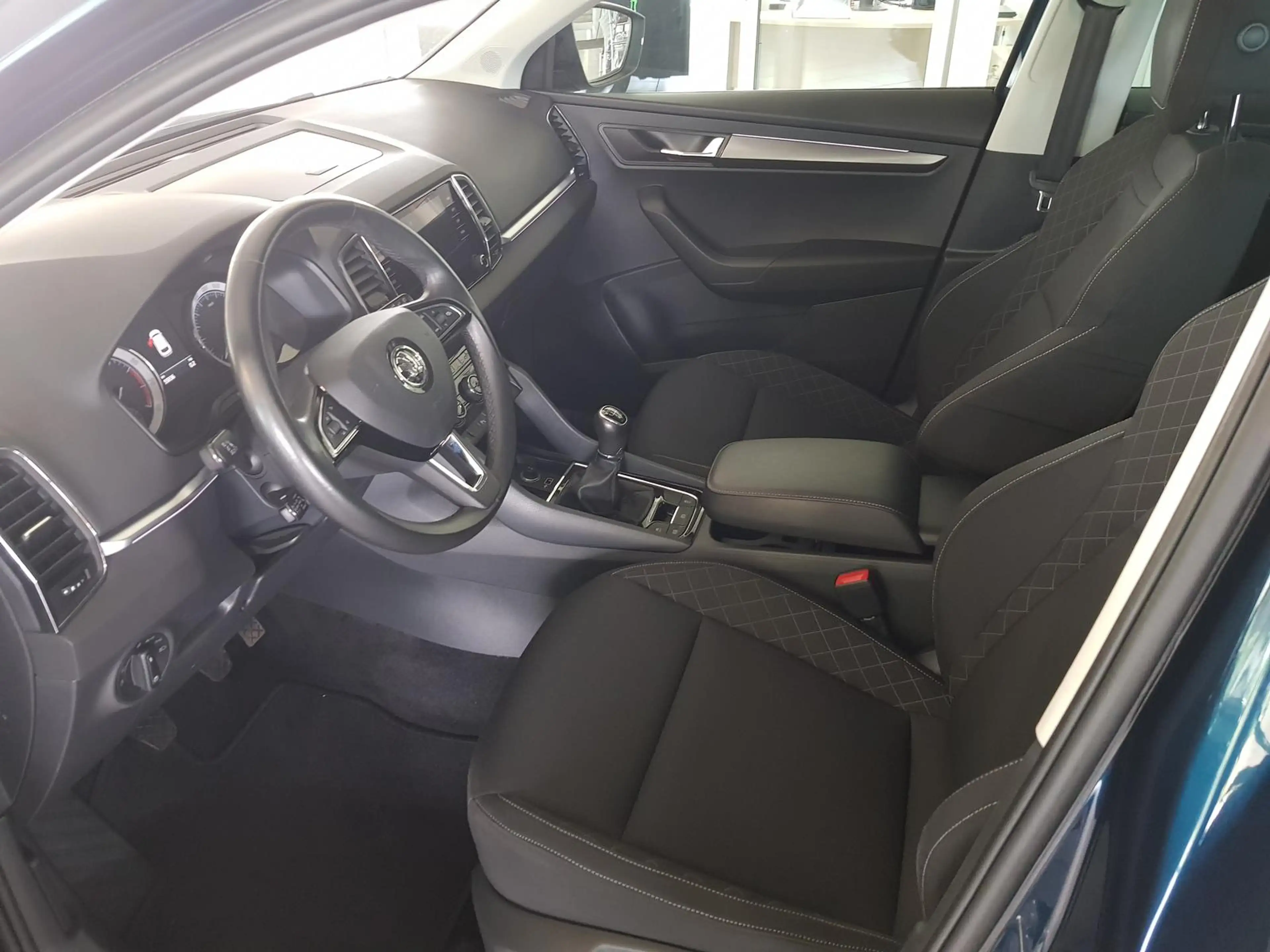 Skoda Karoq TSI SOLEIL Navi Kamera ACC PDC LED — photo 15