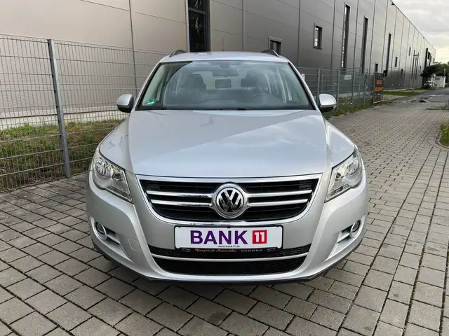 Volkswagen Tiguan view 9