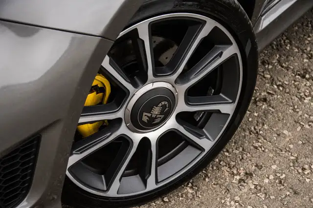 Abarth 595 view 12