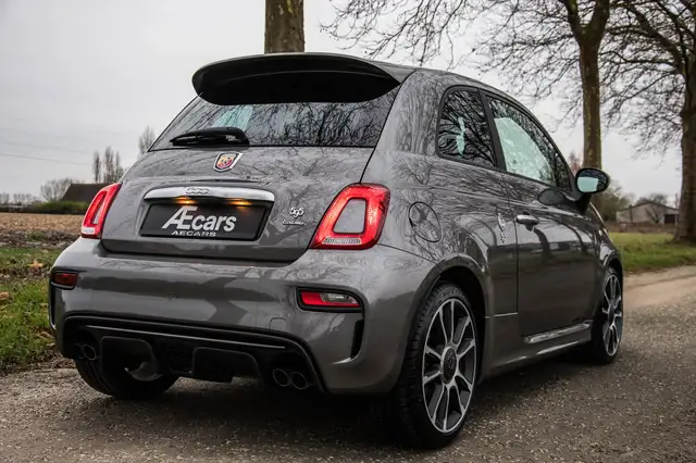 Abarth 595 view 6