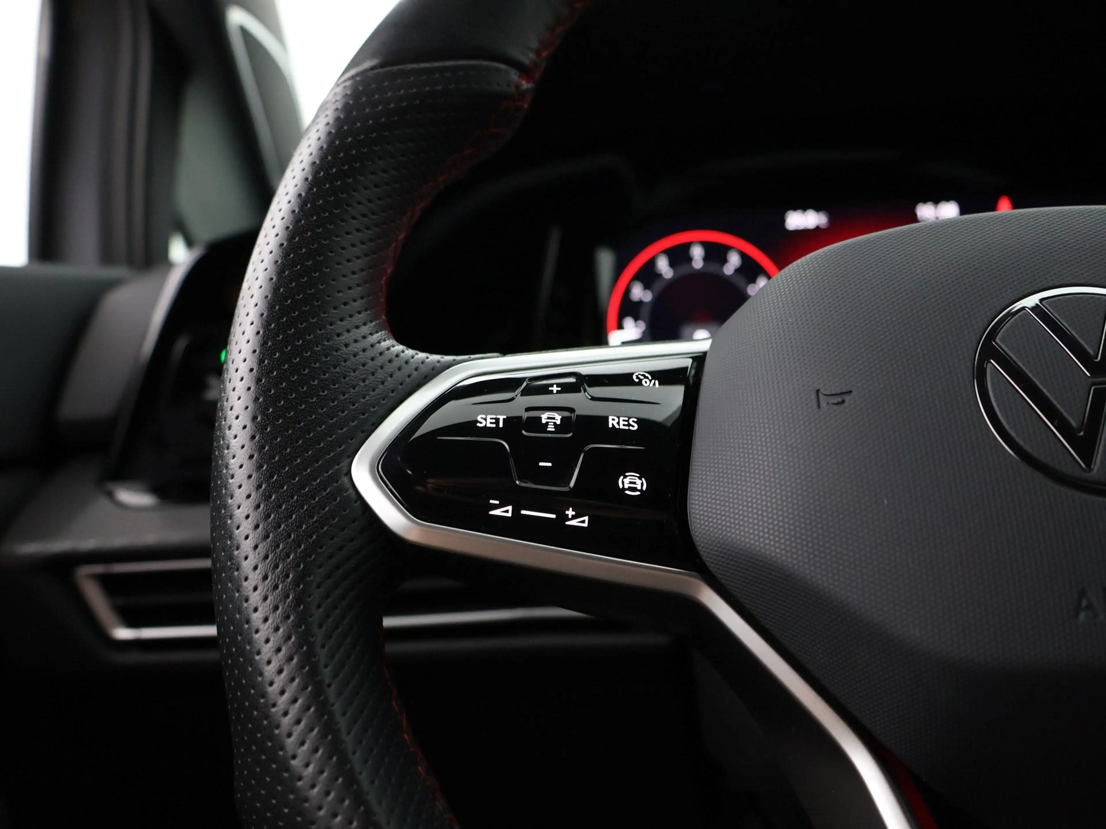 Volkswagen Golf GTI 2.0 TSI 300pk DSG Clubsport · Akrapovic · Camera · — photo 14