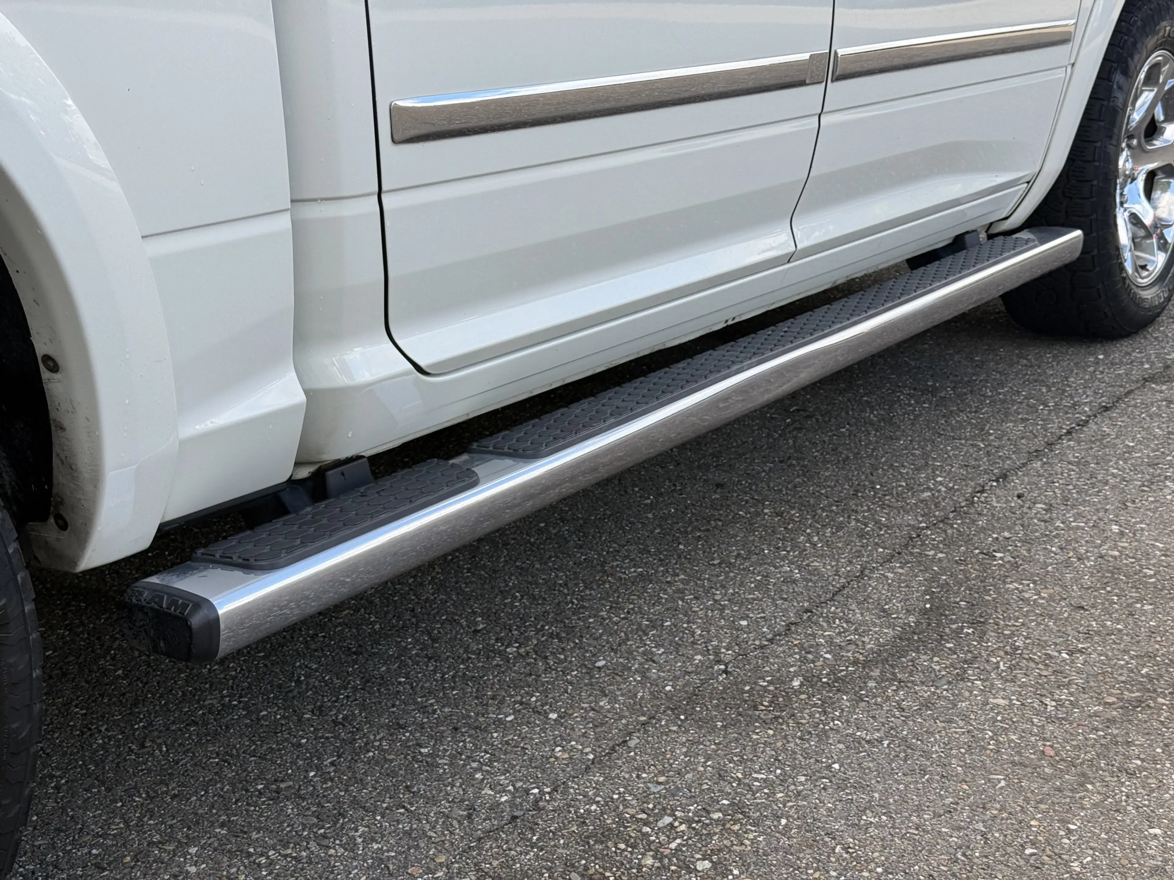 Dodge RAM 1500 5.7 V8 4x4 Quad Cab 6'4 Laramie | Lage Bijtel — photo 11