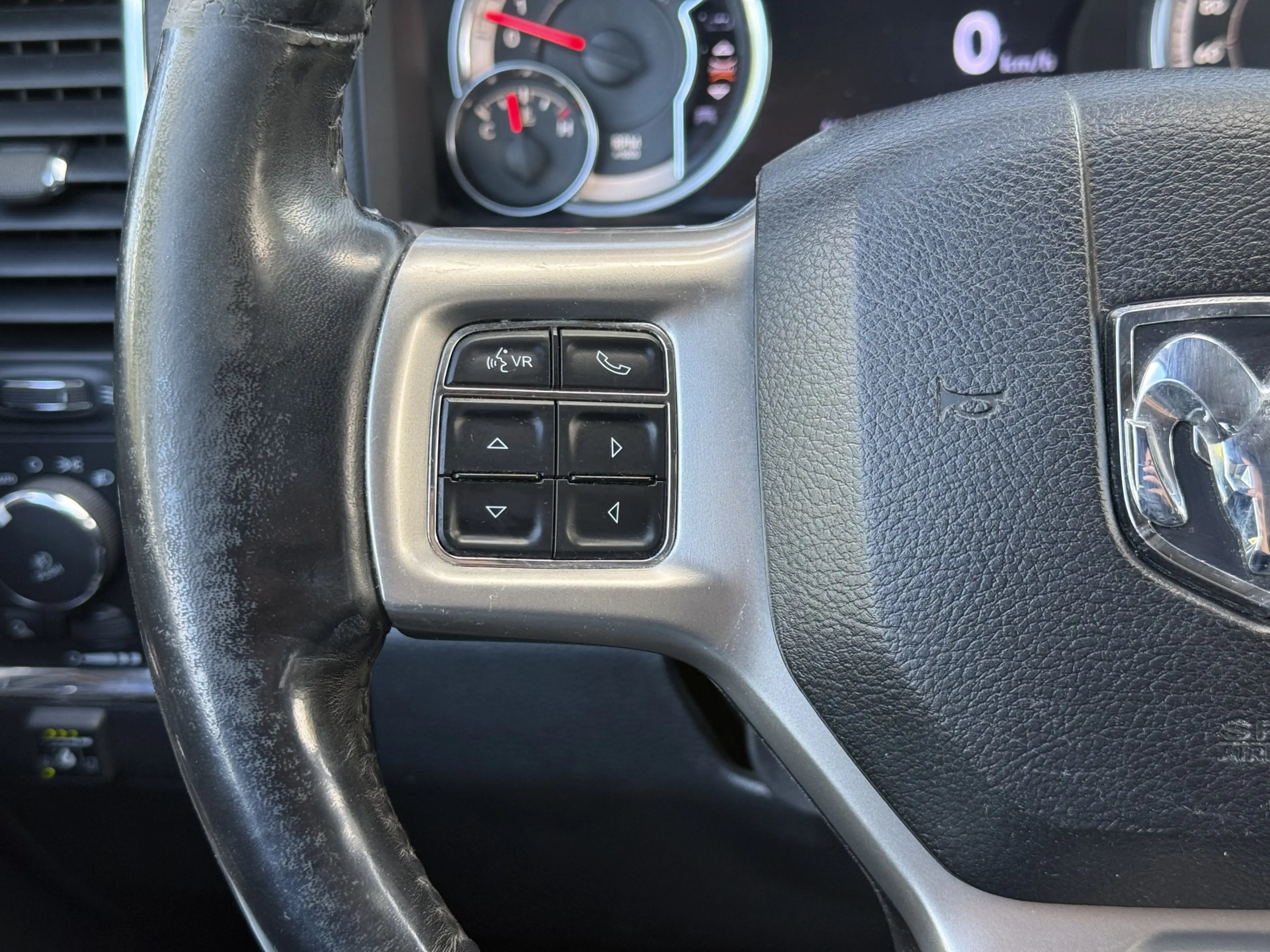 Dodge RAM 1500 5.7 V8 4x4 Quad Cab 6'4 Laramie | Lage Bijtel — photo 21