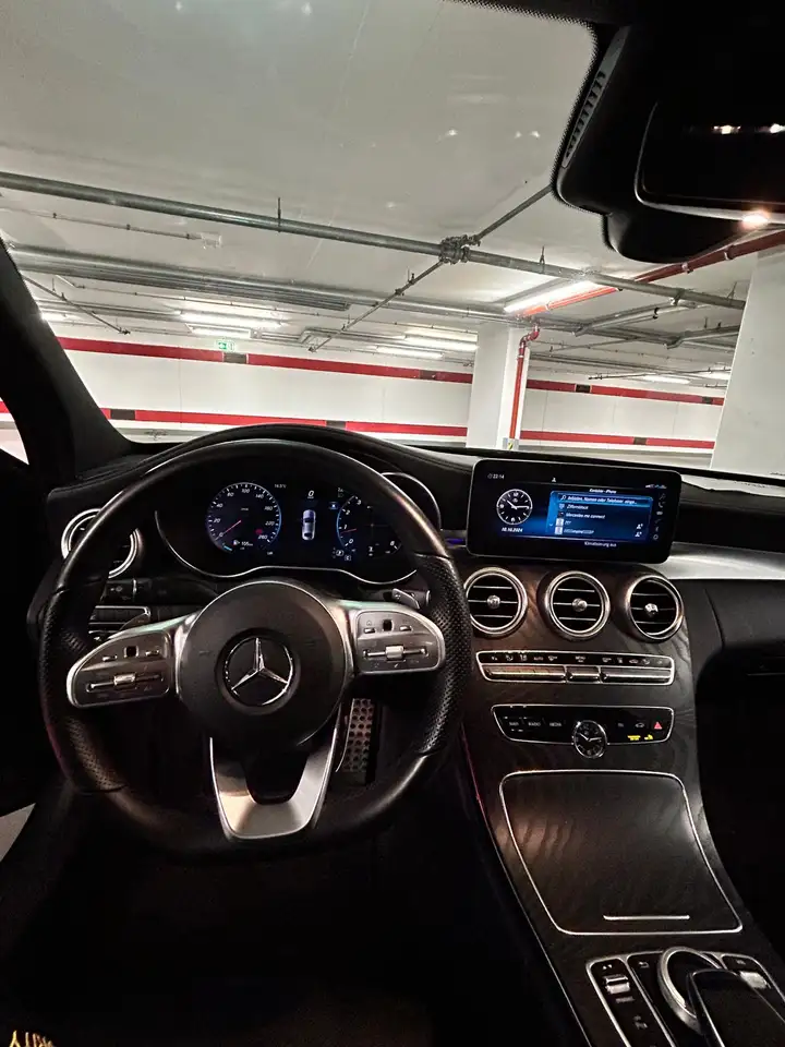 Mercedes-Benz C 400