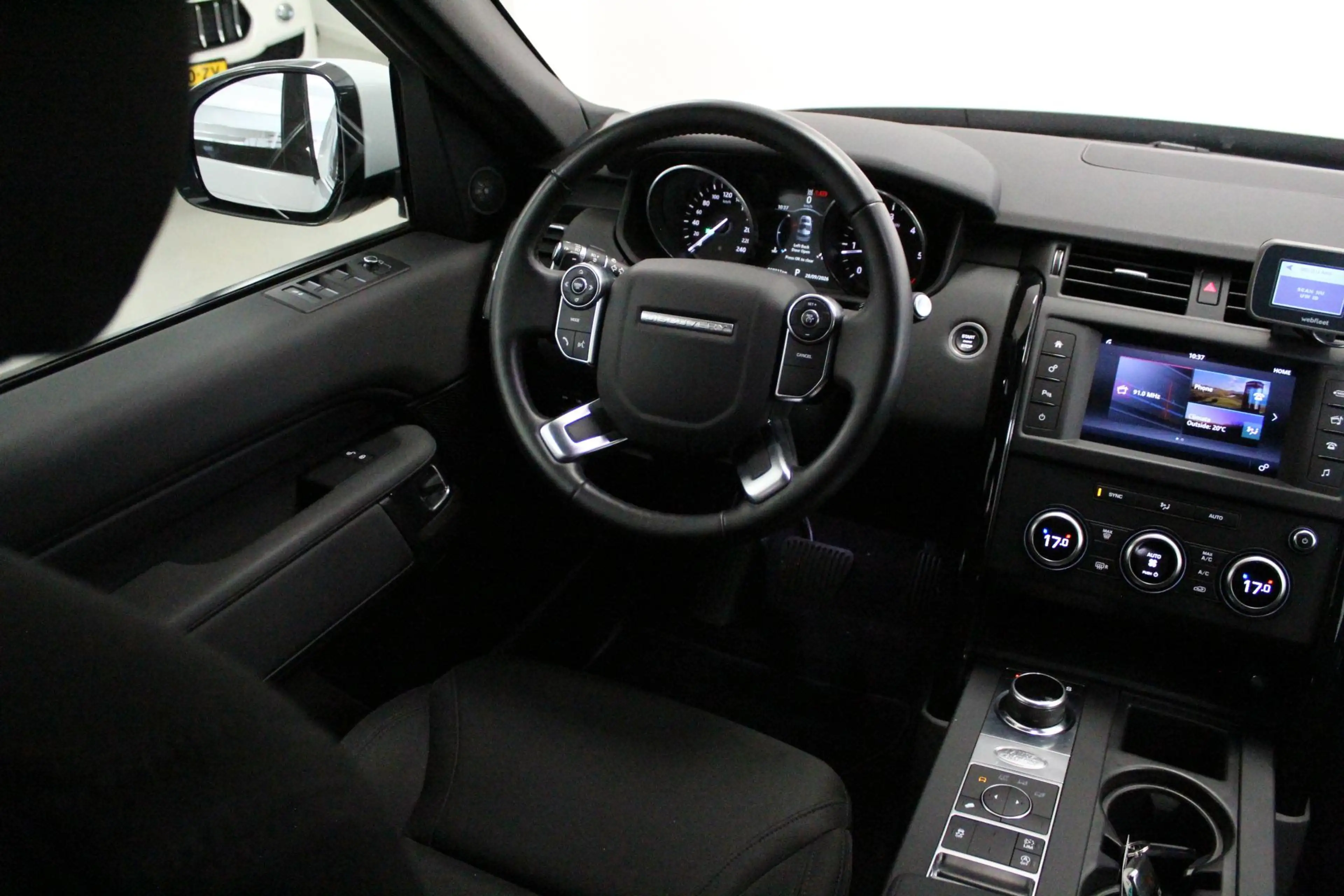 Land Rover Discovery 2.0 Td4 S | NL-AUTO+N.A.P! | CLIMA | 4X4 | CRUISE — photo 13