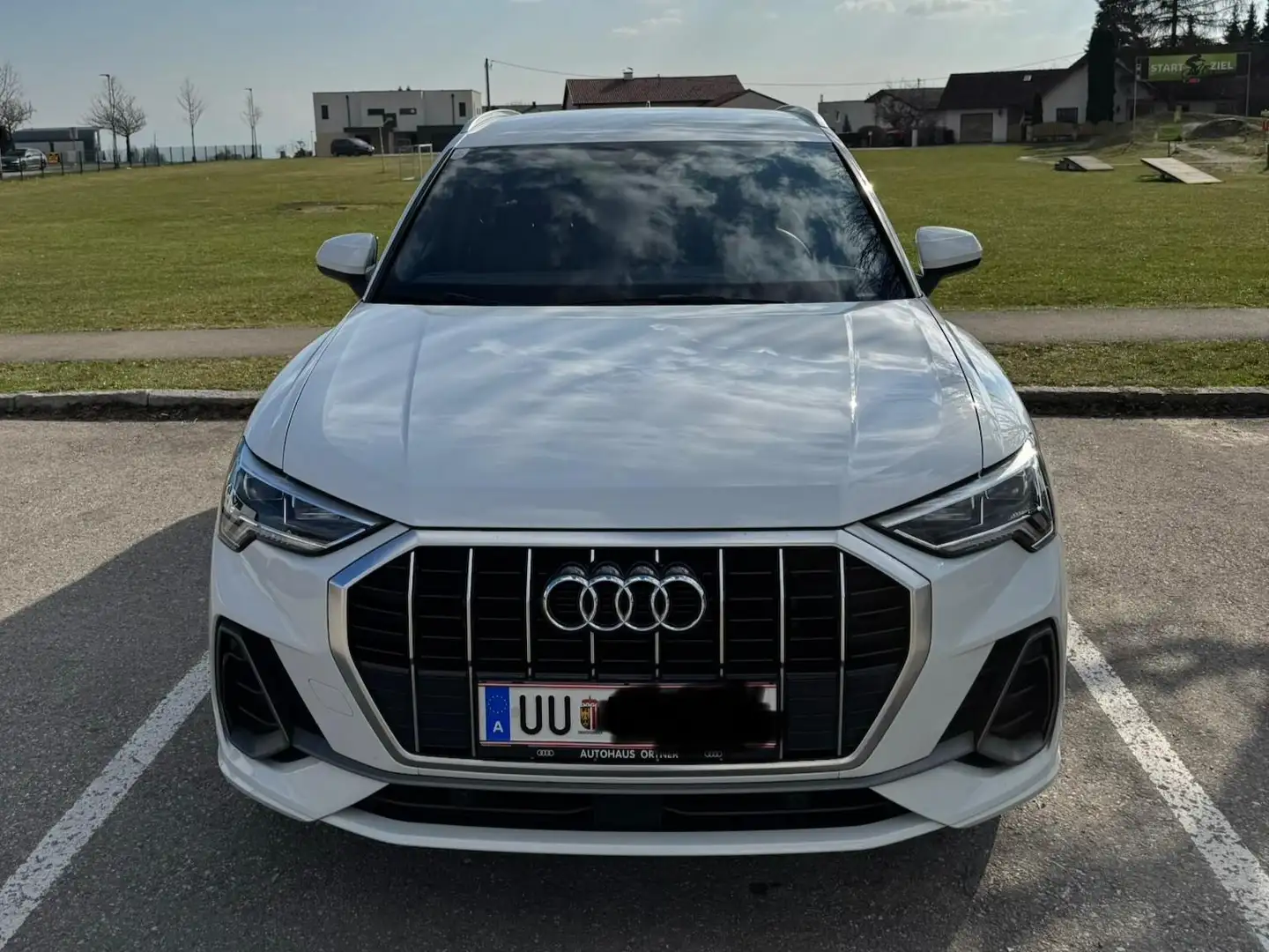Audi Q3 Q3 35 TFSI S-tronic S-line S-line Weiß - 2