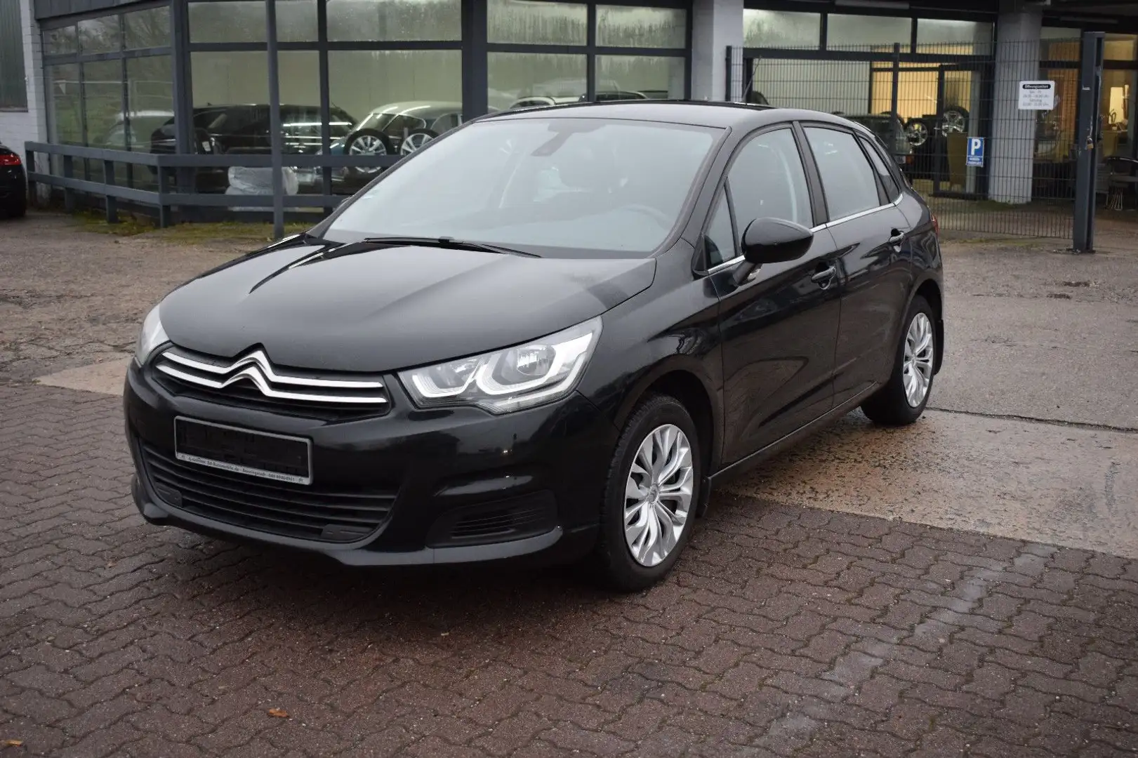 Citroen C4 Lim. Tendance *SCHECKHEFT*1.HAND*NAVI*ALLWETT Schwarz - 1