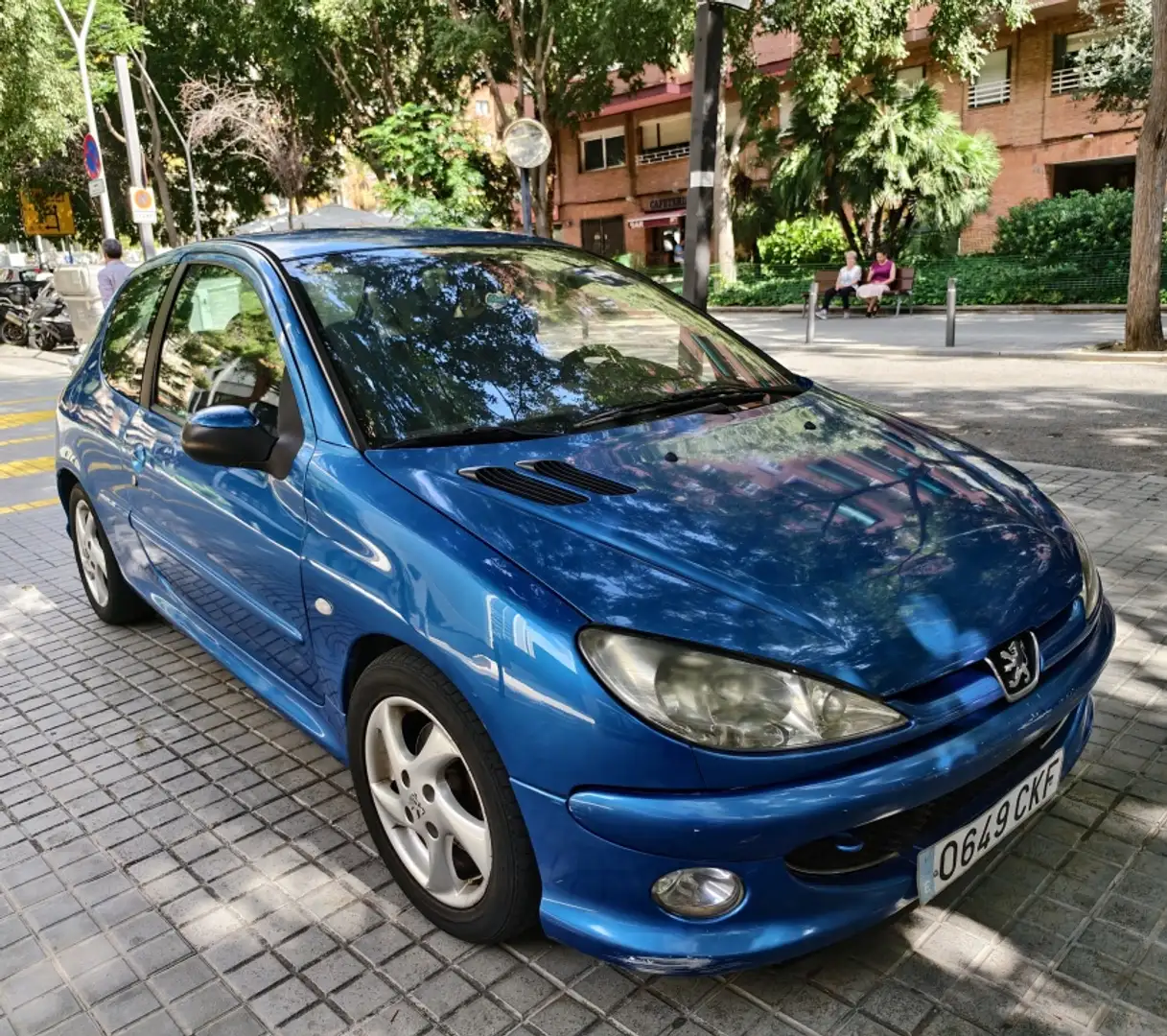 Peugeot 206 1.6HDI XSI 110 Azul - 2