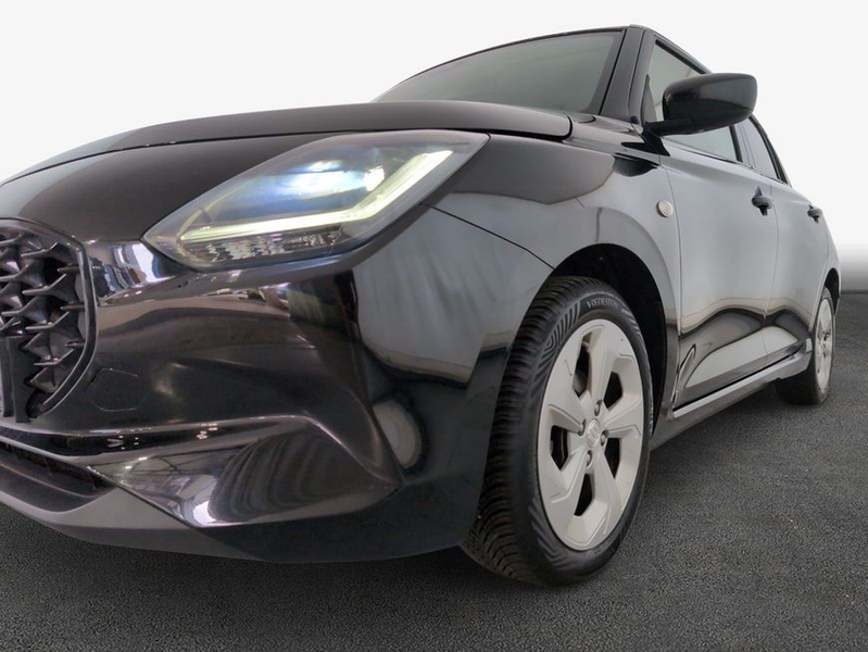 Suzuki Swift 1.2 Dualjet Hybrid MT Comfort +PDC+RFK — photo 6