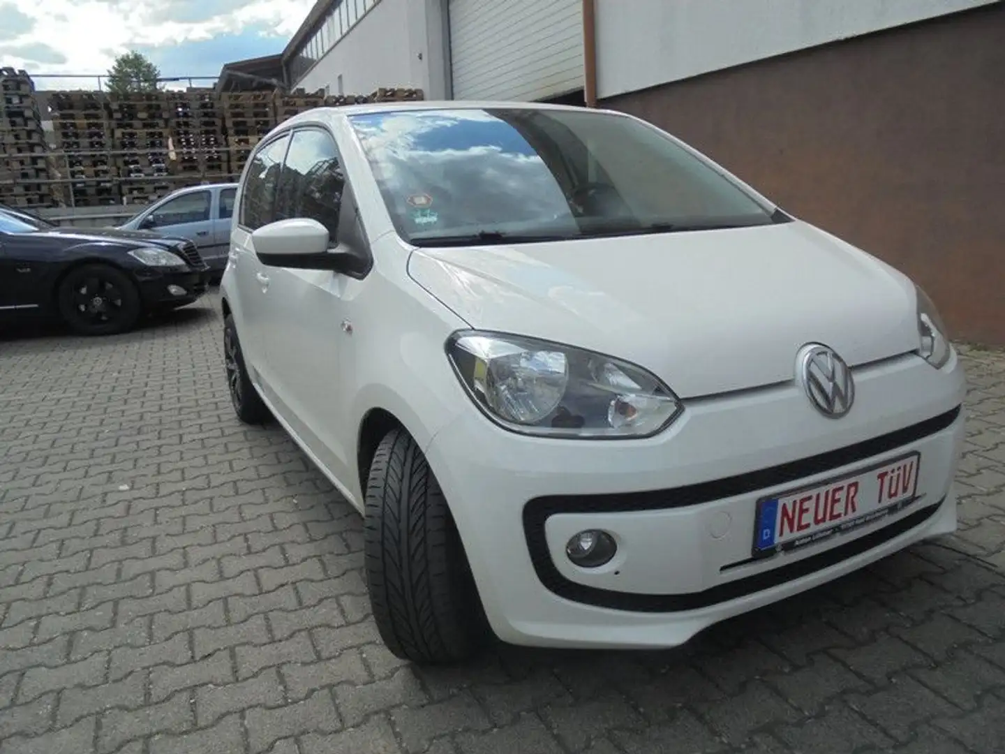 Volkswagen up! 1.0EcoBMT TÜV04/27;KLIMA;NAVI;STARK REDUZIERT Alb - 2