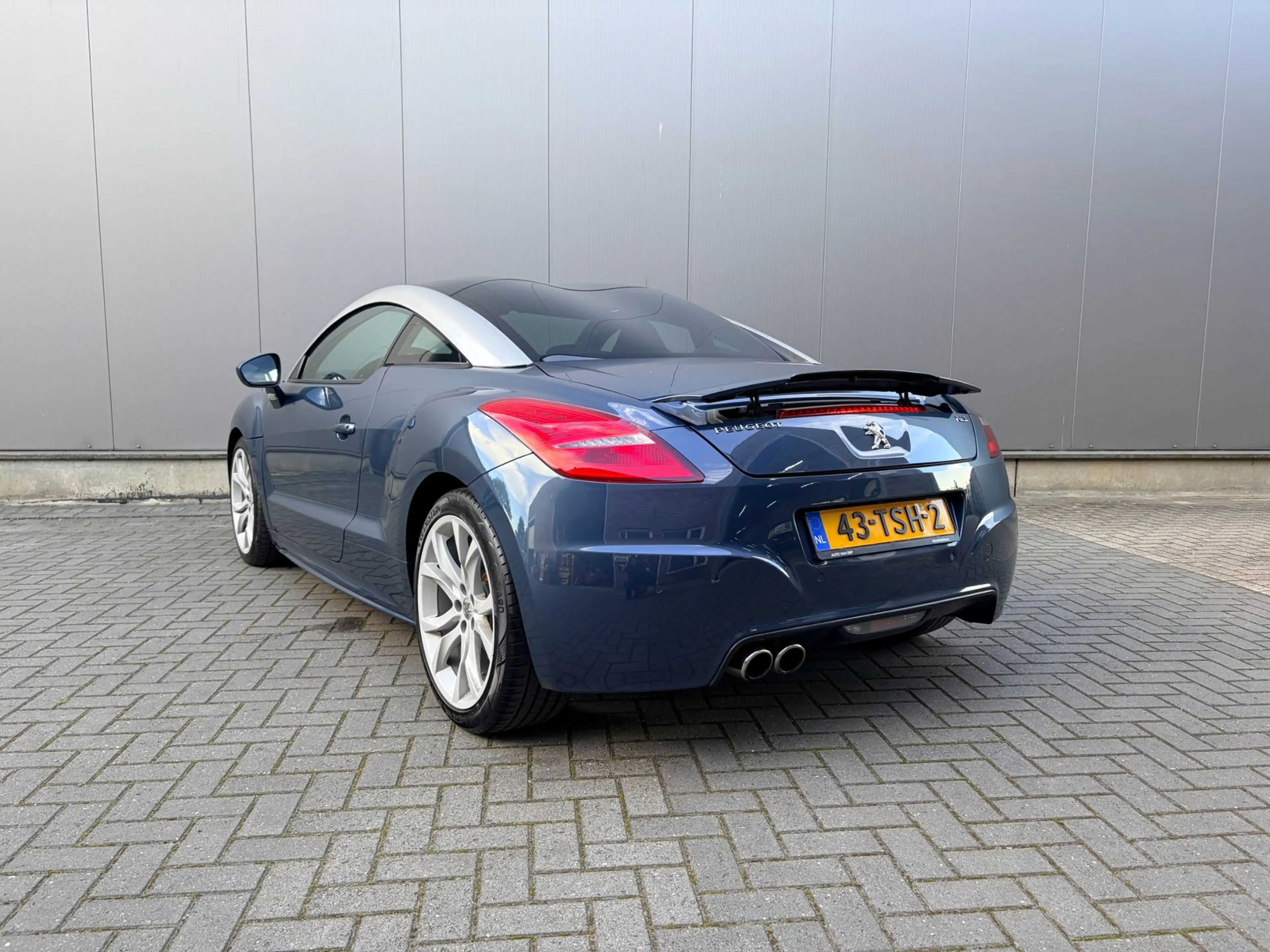 Peugeot RCZ 1.6 THP — photo 3
