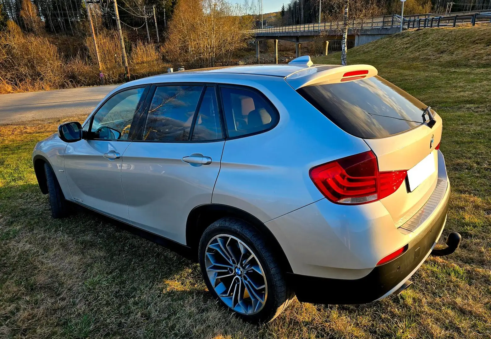 BMW X1 X1 2.0 dA sDrive20 Gris - 2